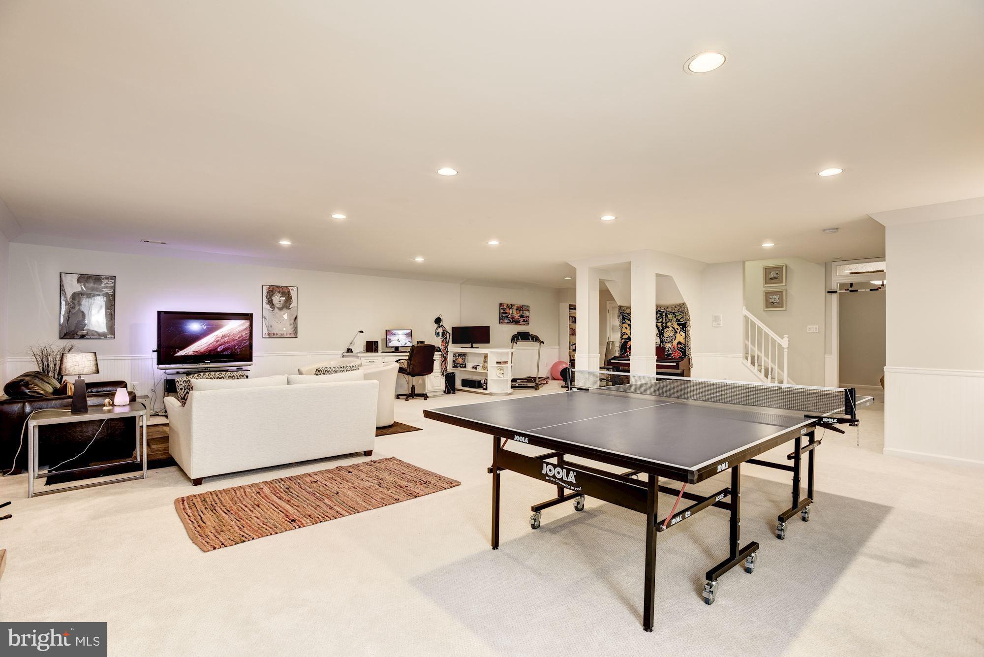 SUMMERWOOD - Residential