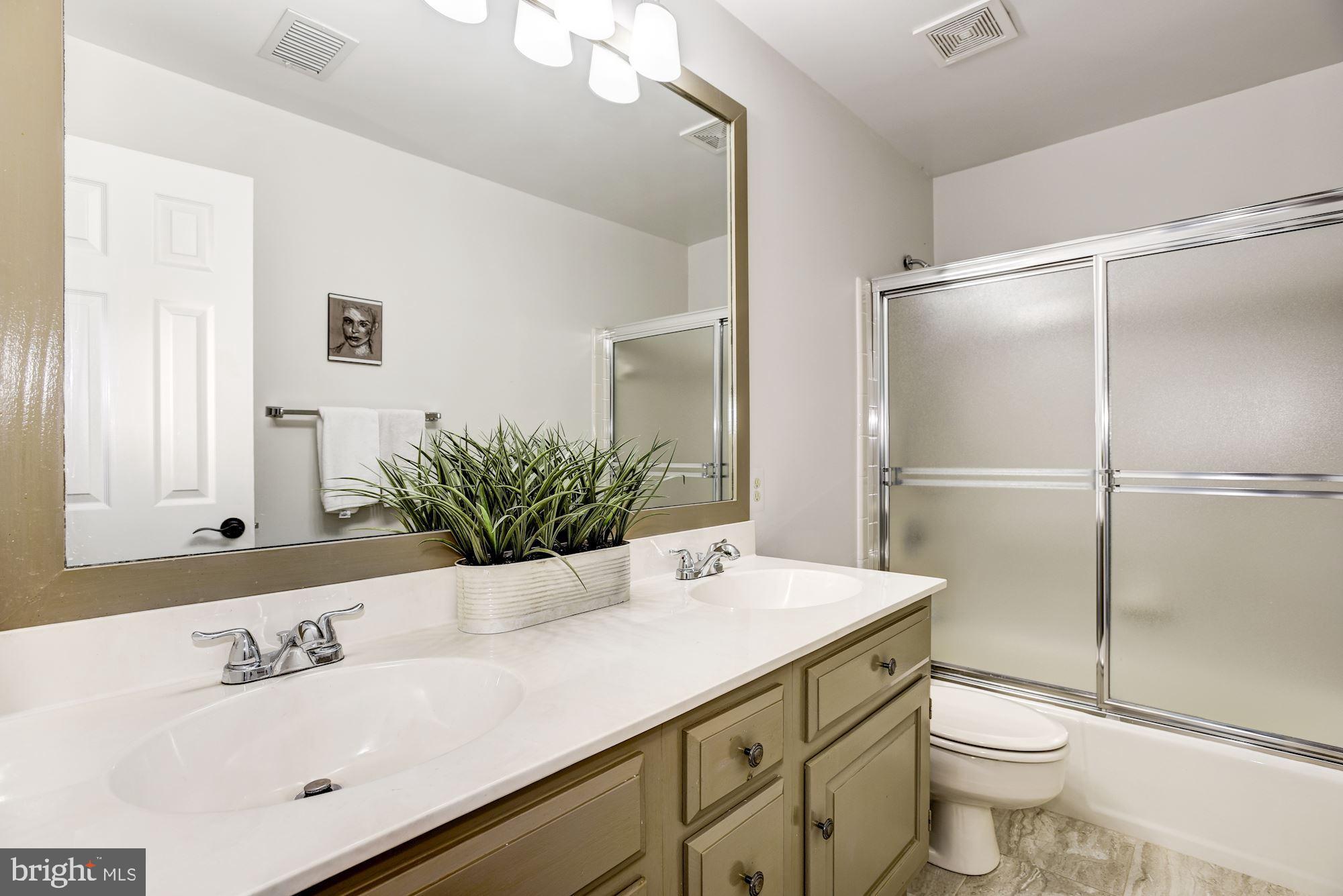 SUMMERWOOD - Residential
