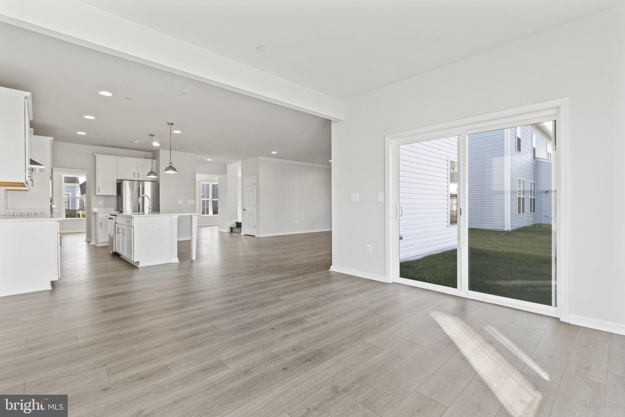 LAKESIDE AT TRAPPE - Residential