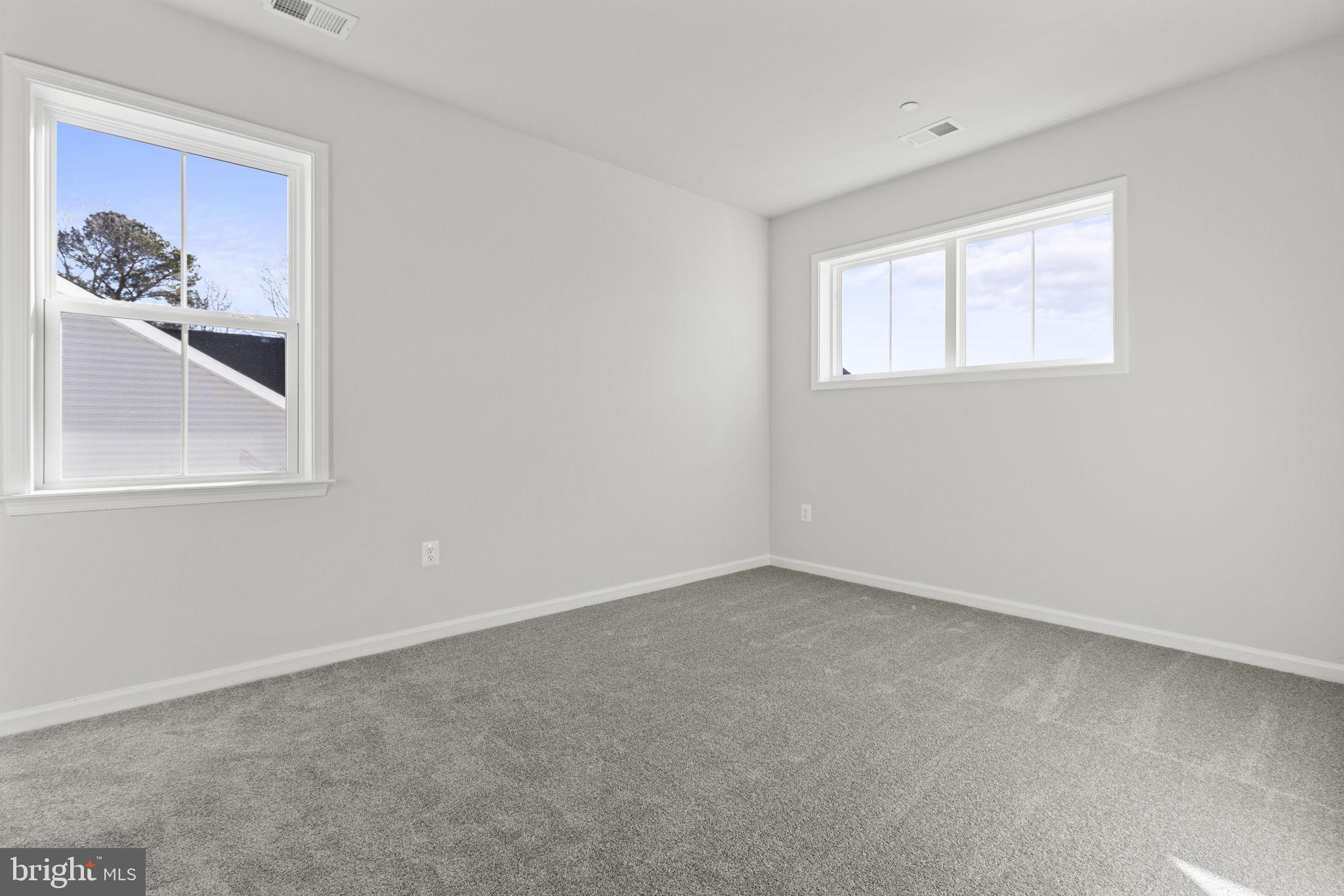 LAKESIDE AT TRAPPE - Residential