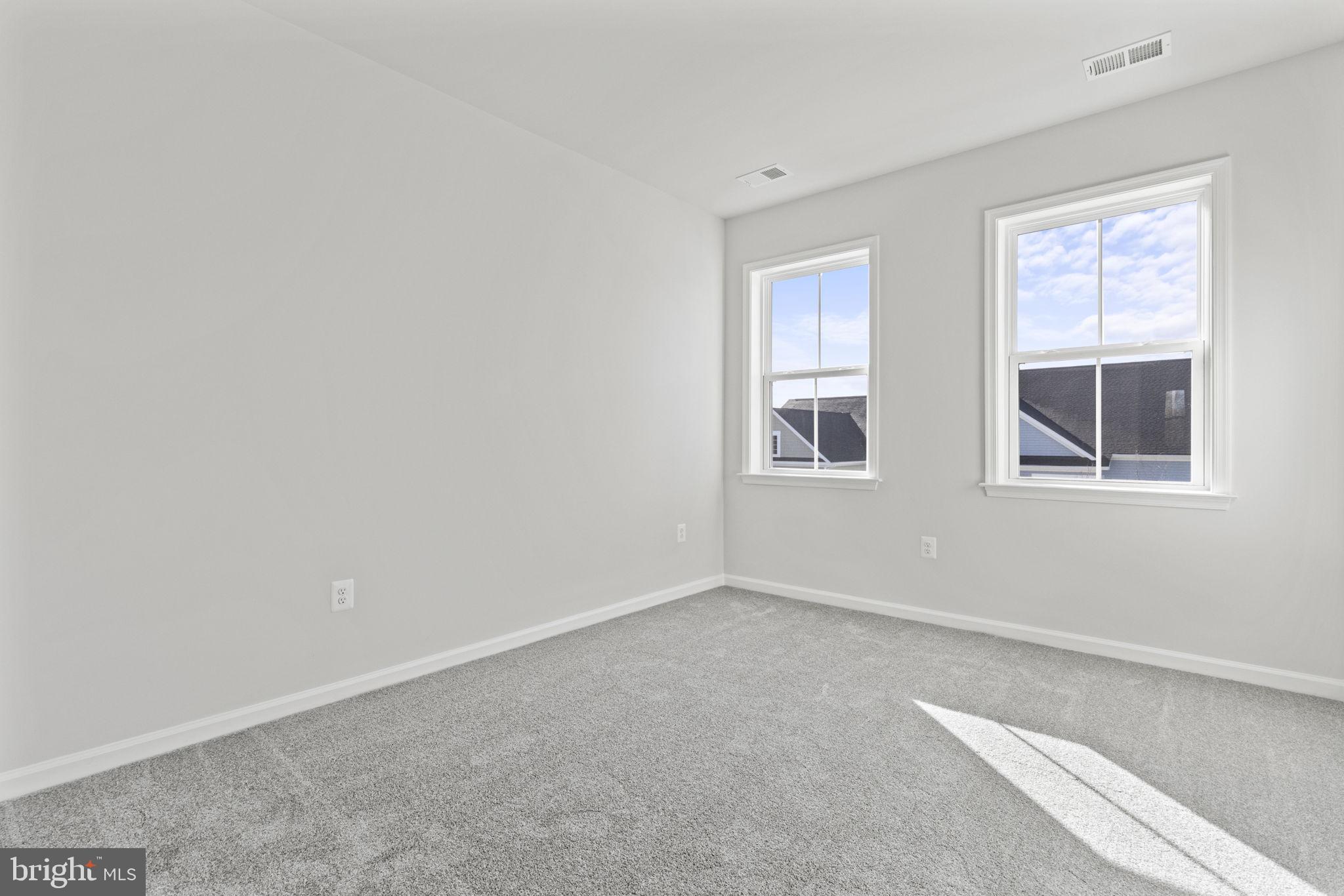 LAKESIDE AT TRAPPE - Residential