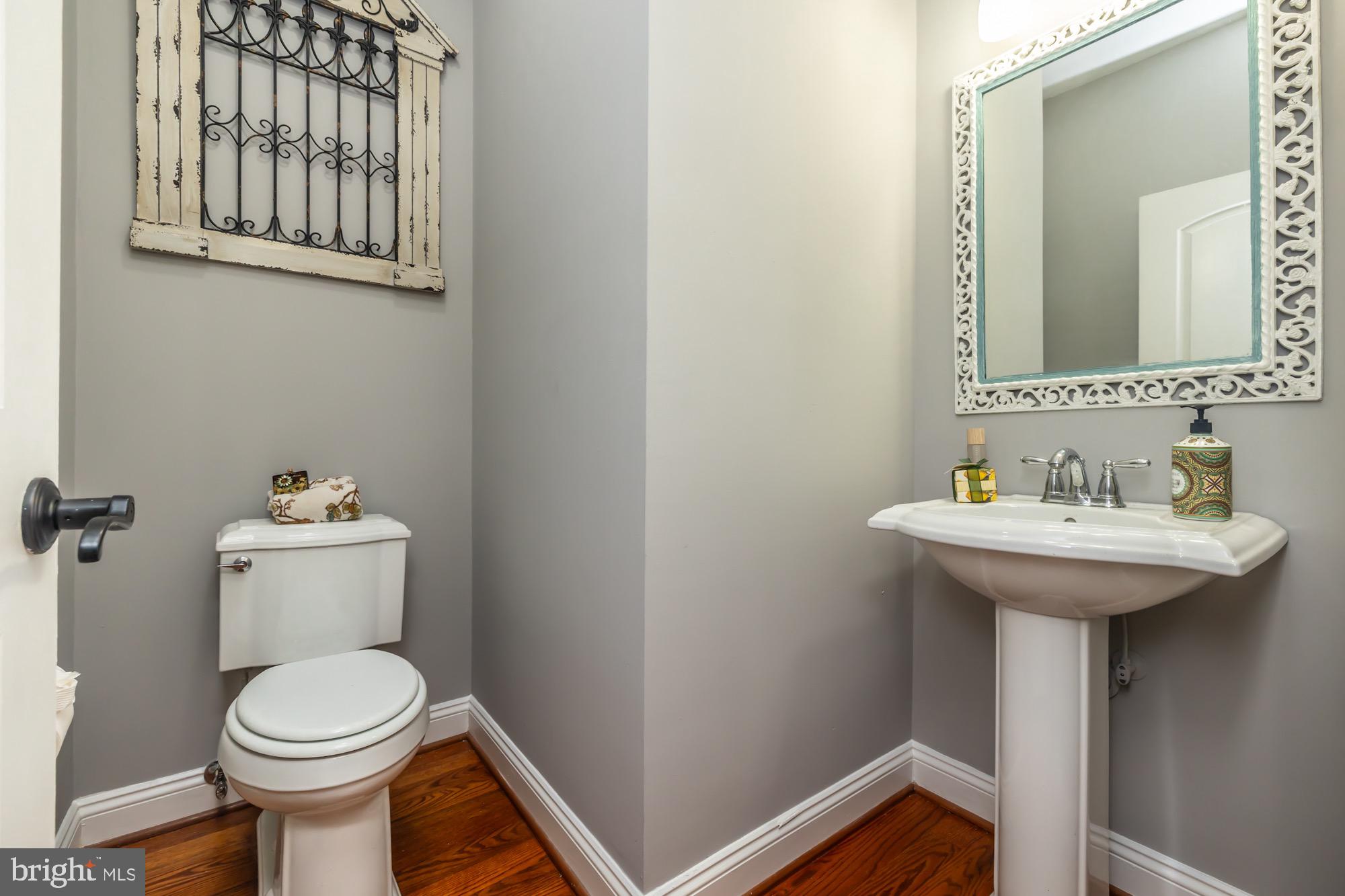 LAFAYETTE CROSSING - Residential