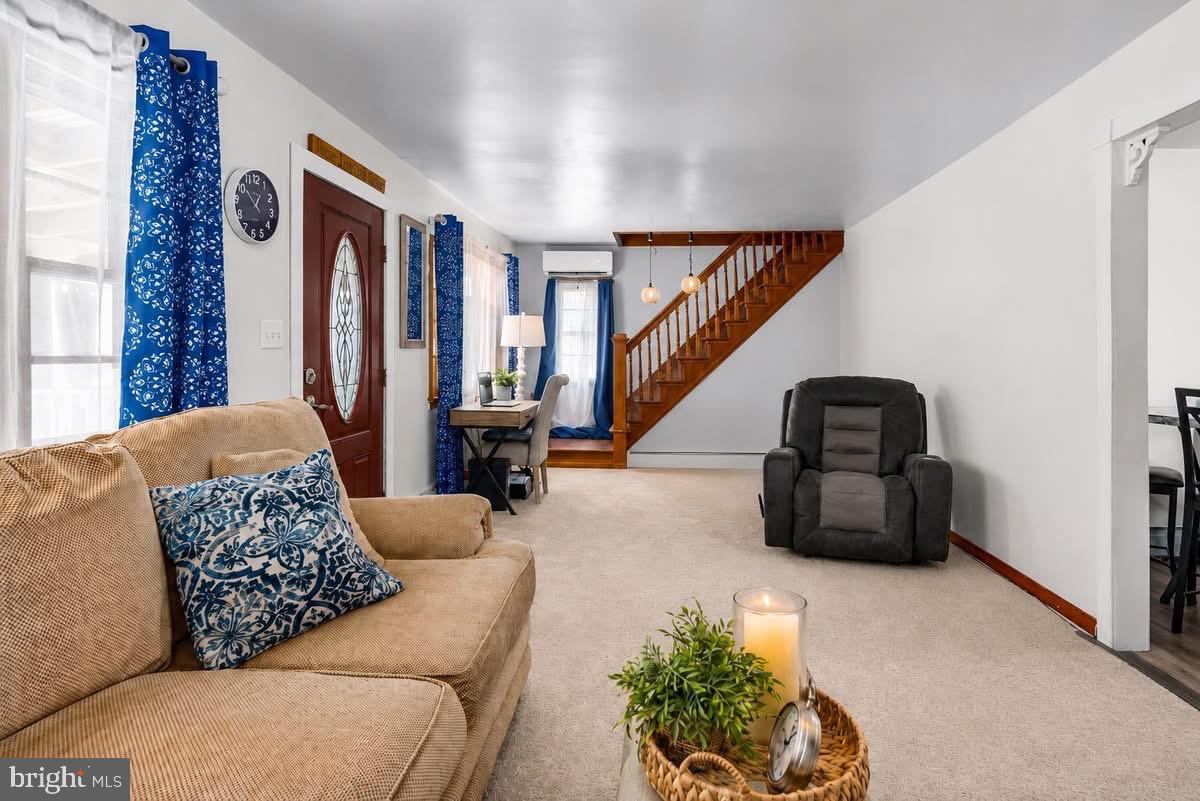 HACKS POINT - Residential