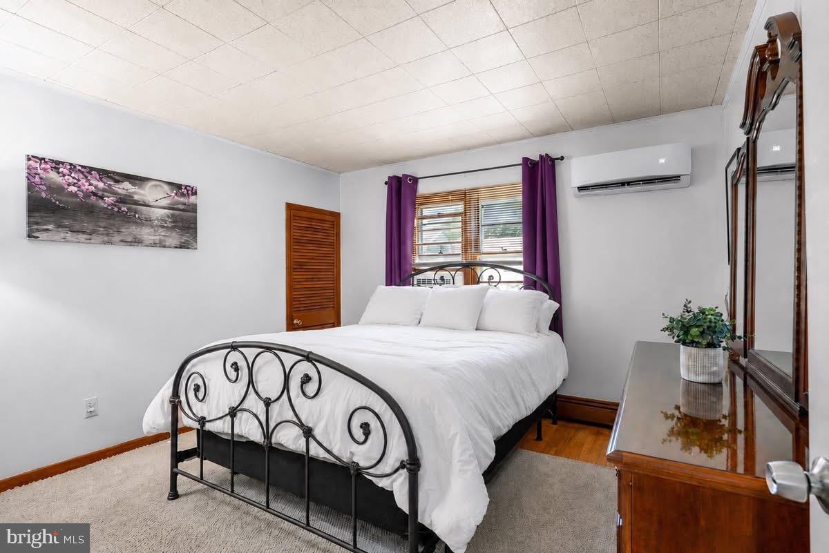 HACKS POINT - Residential
