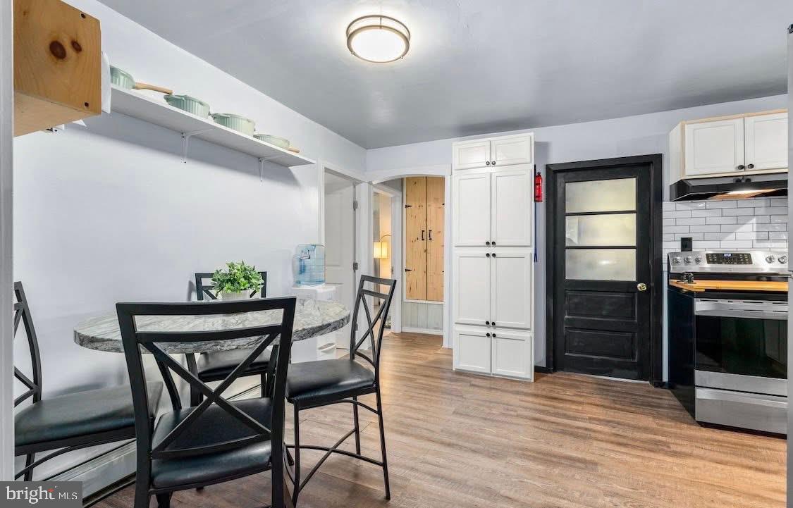 HACKS POINT - Residential