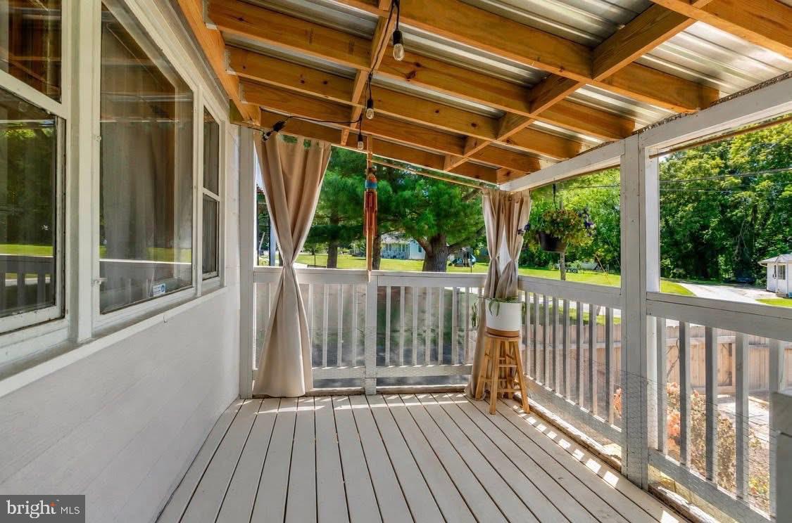 HACKS POINT - Residential