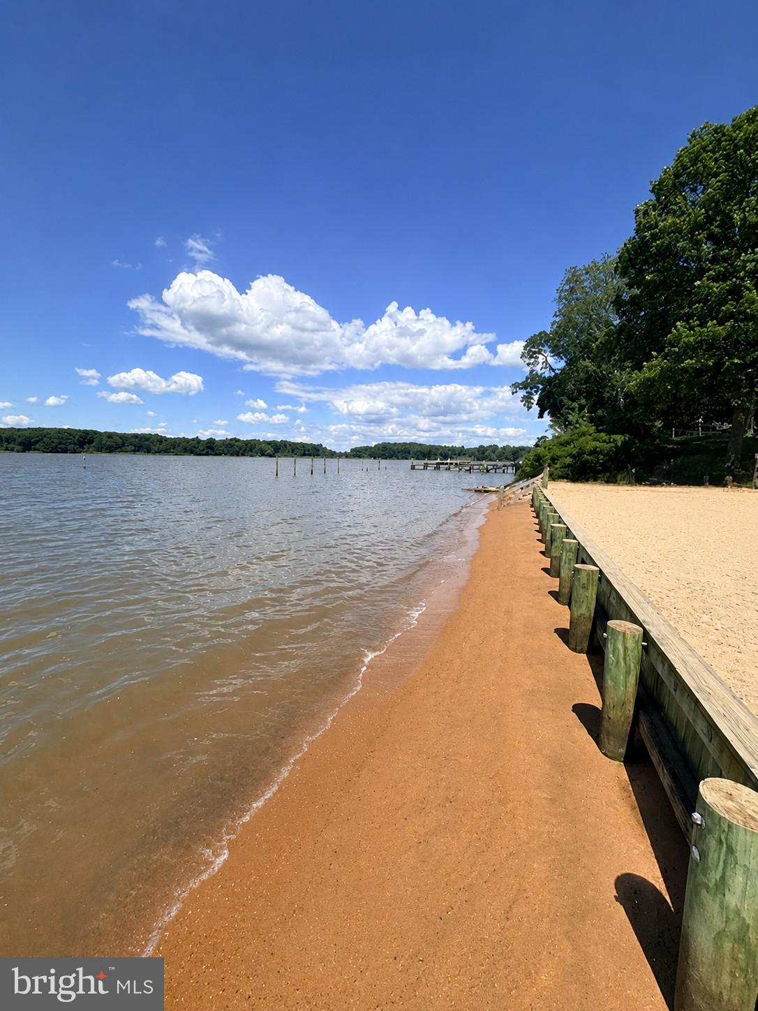 HACKS POINT - Residential