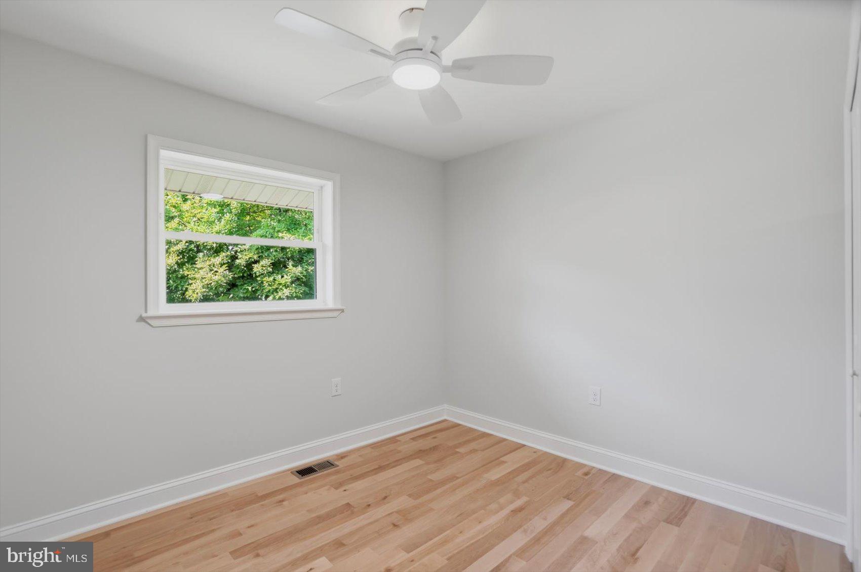 HAMMOND WOODS - Residential