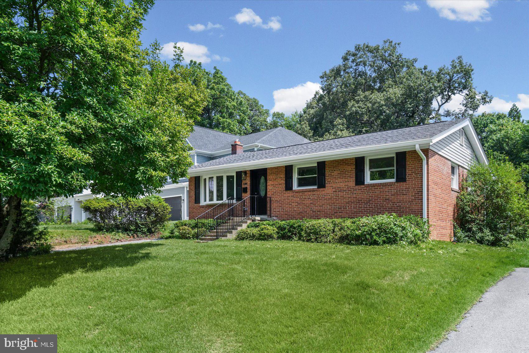 HAMMOND WOODS - Residential