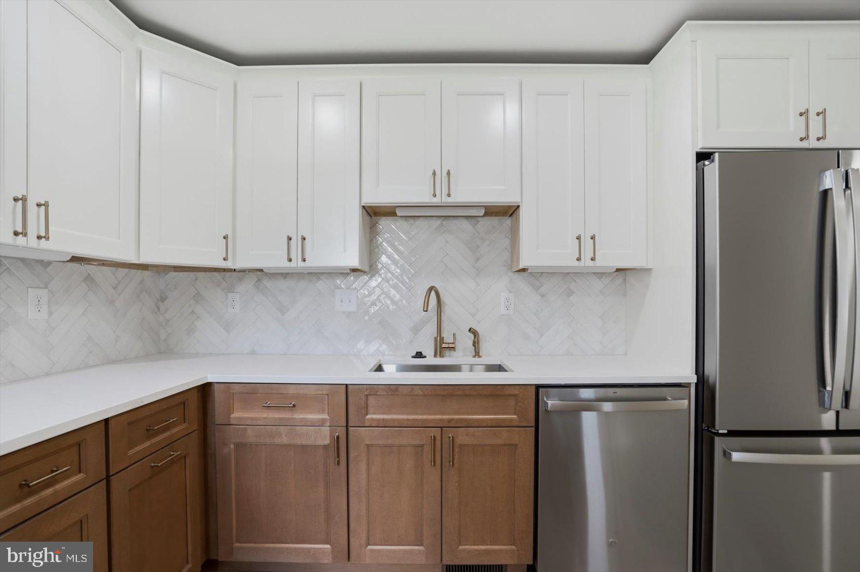 HAMMOND WOODS - Residential