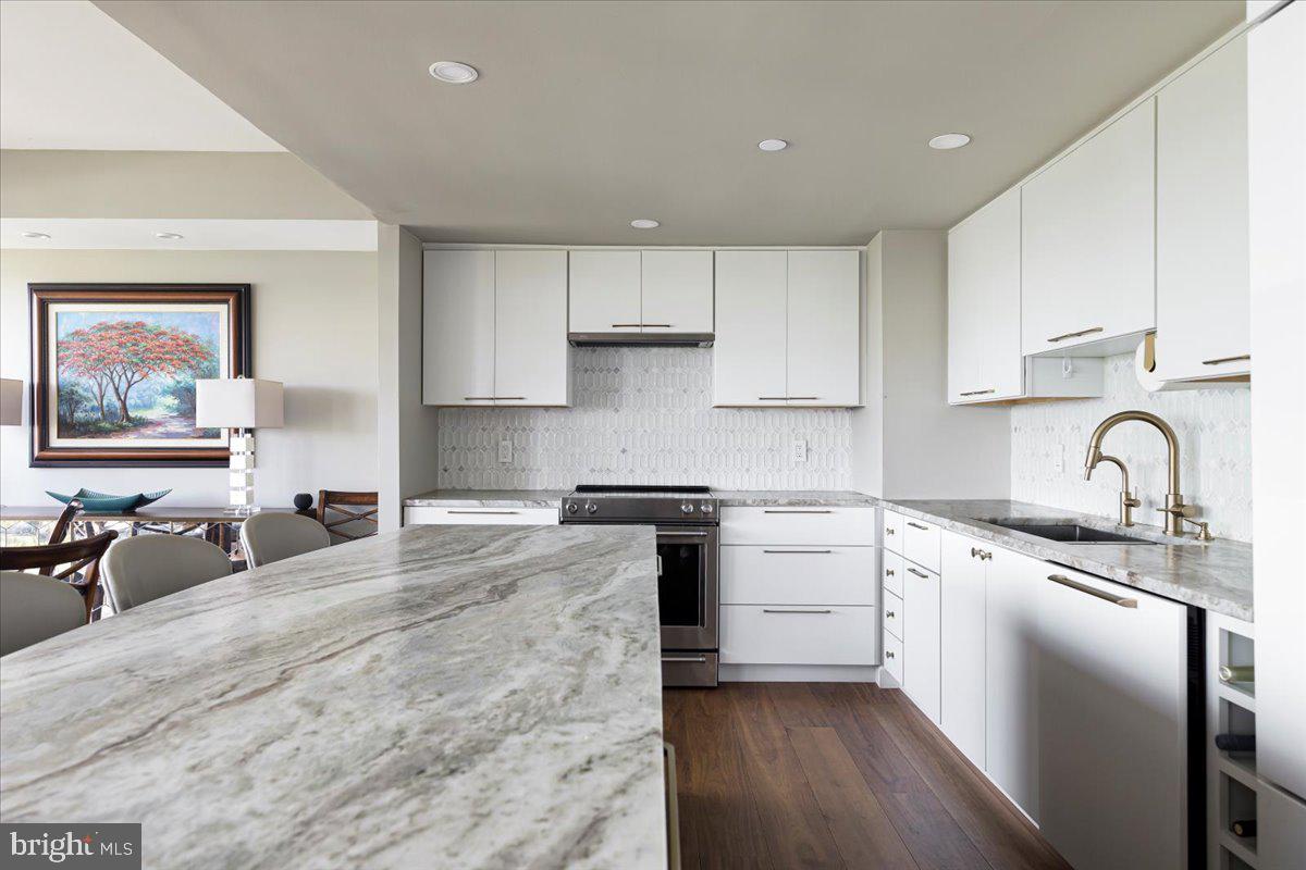 ROSSLYN - Residential