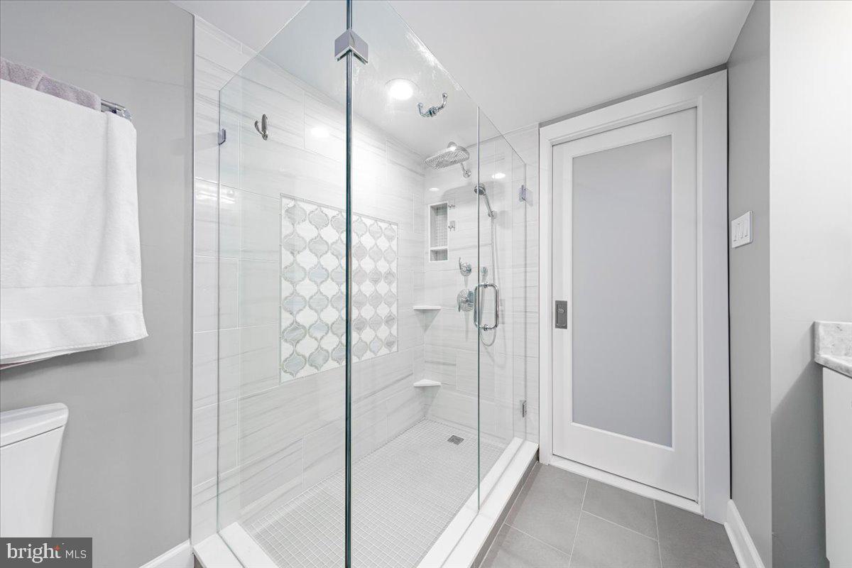 ROSSLYN - Residential