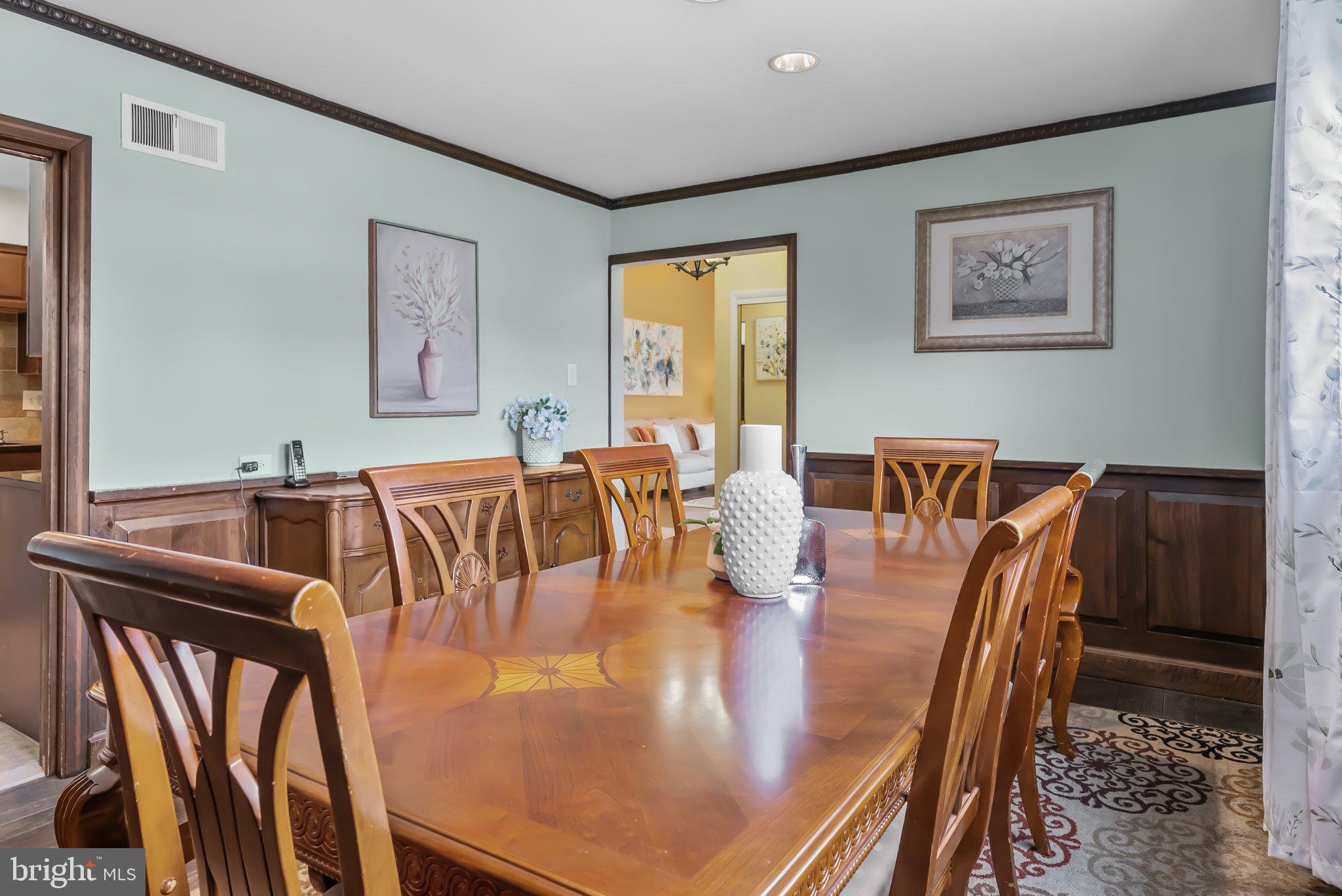 PHILADELPHIA (NORTHEAST) - Residential
