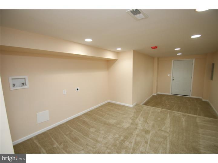 OXFORD CIRCLE - Residential