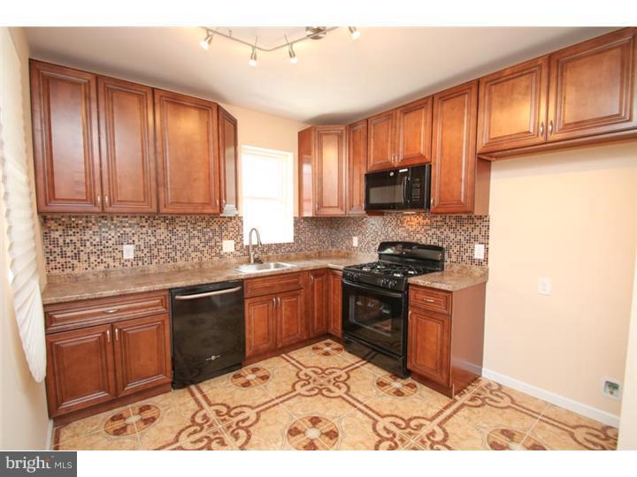 OXFORD CIRCLE - Residential