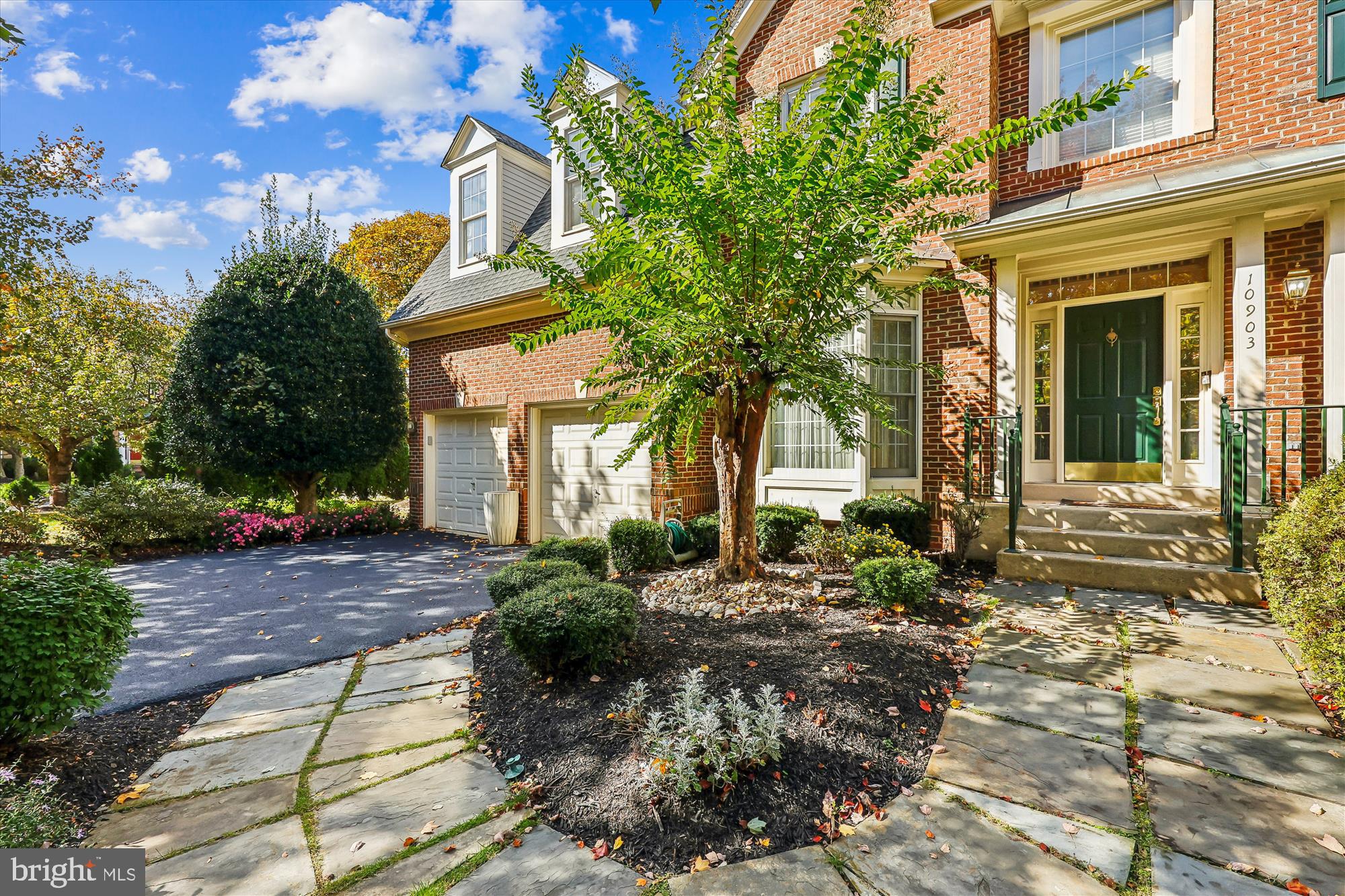 POTOMAC REGENCY - Residential
