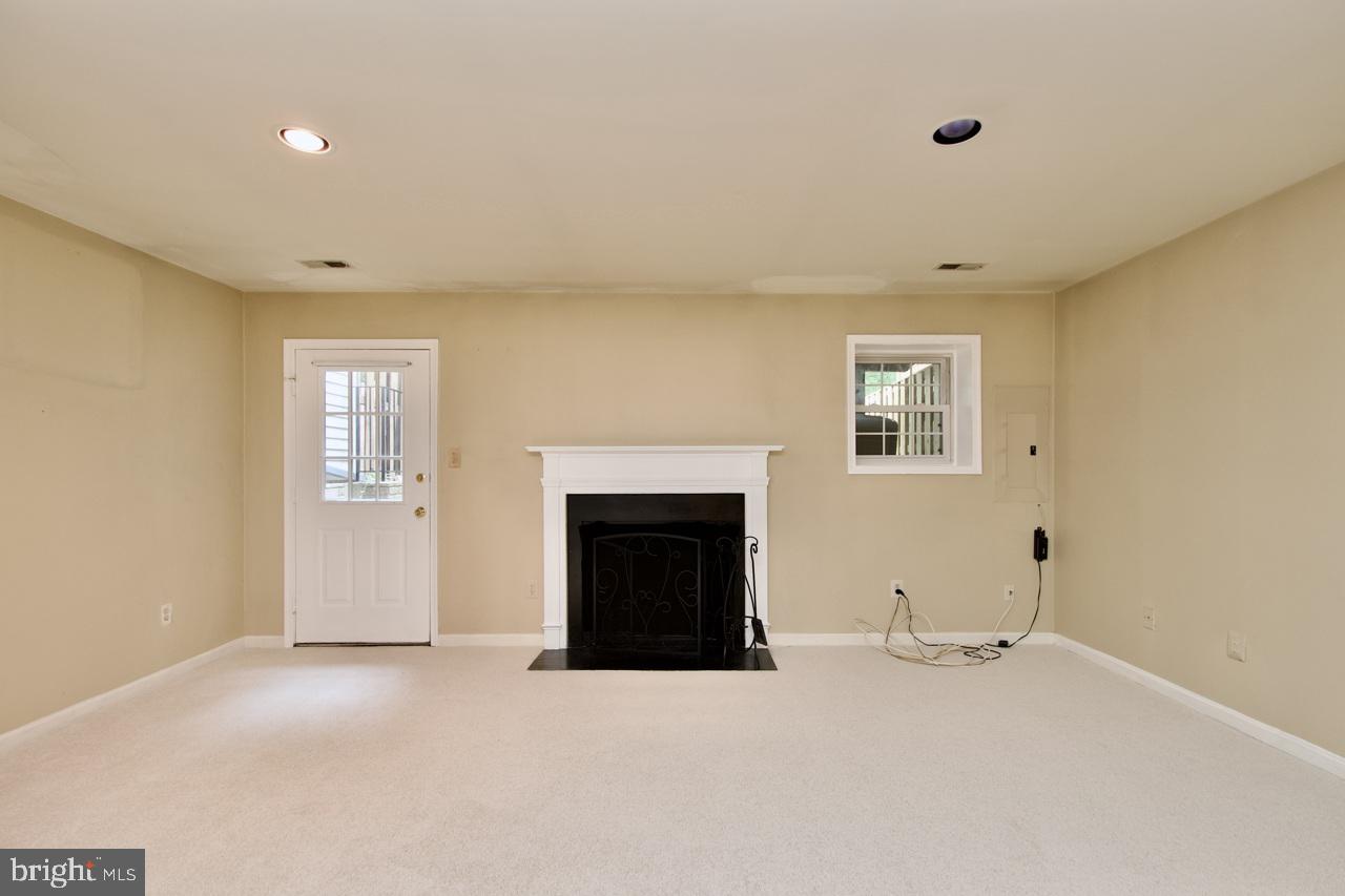 MIDDLEFORD - Residential