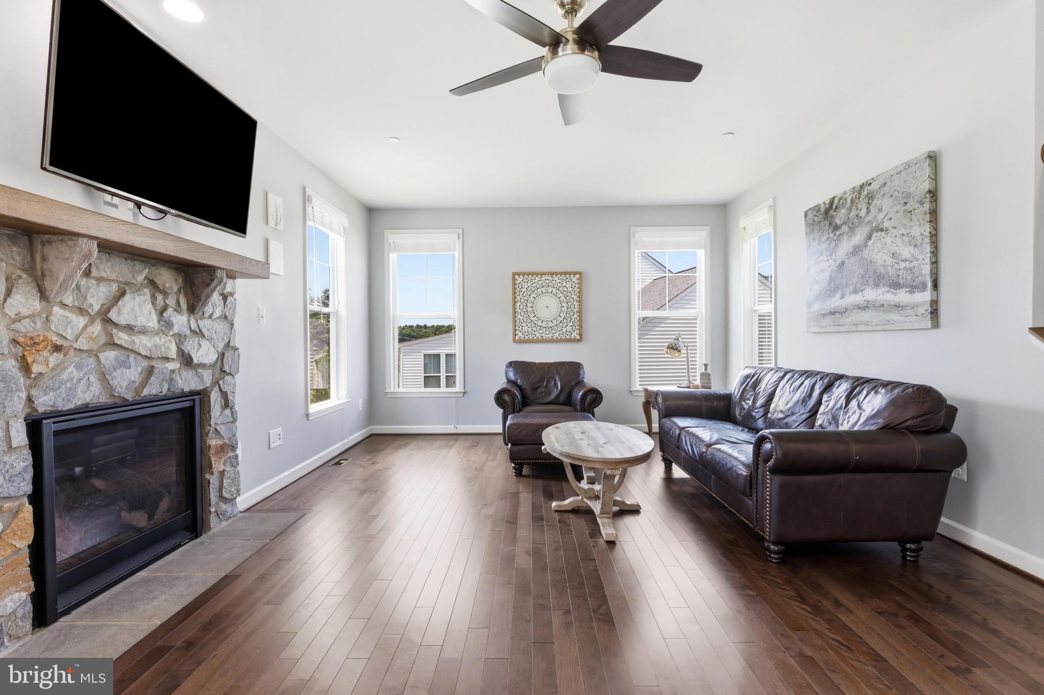 STERLING GLEN - Residential