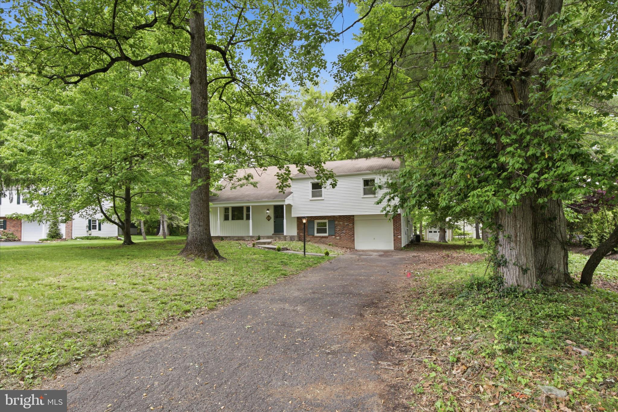 MONTGOMERY WOODS - Residential