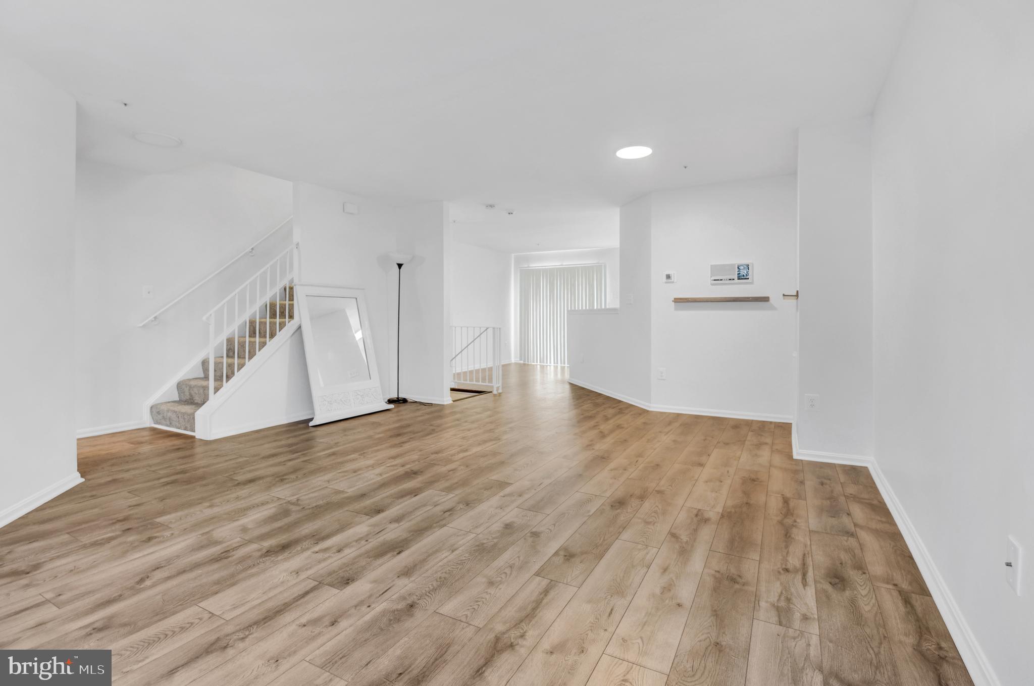 YORKSHIRE KNOLLS - Residential