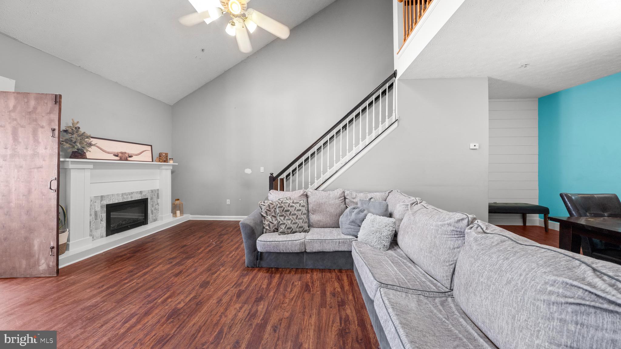 WOOD CREEK GOLF COMM - Residential