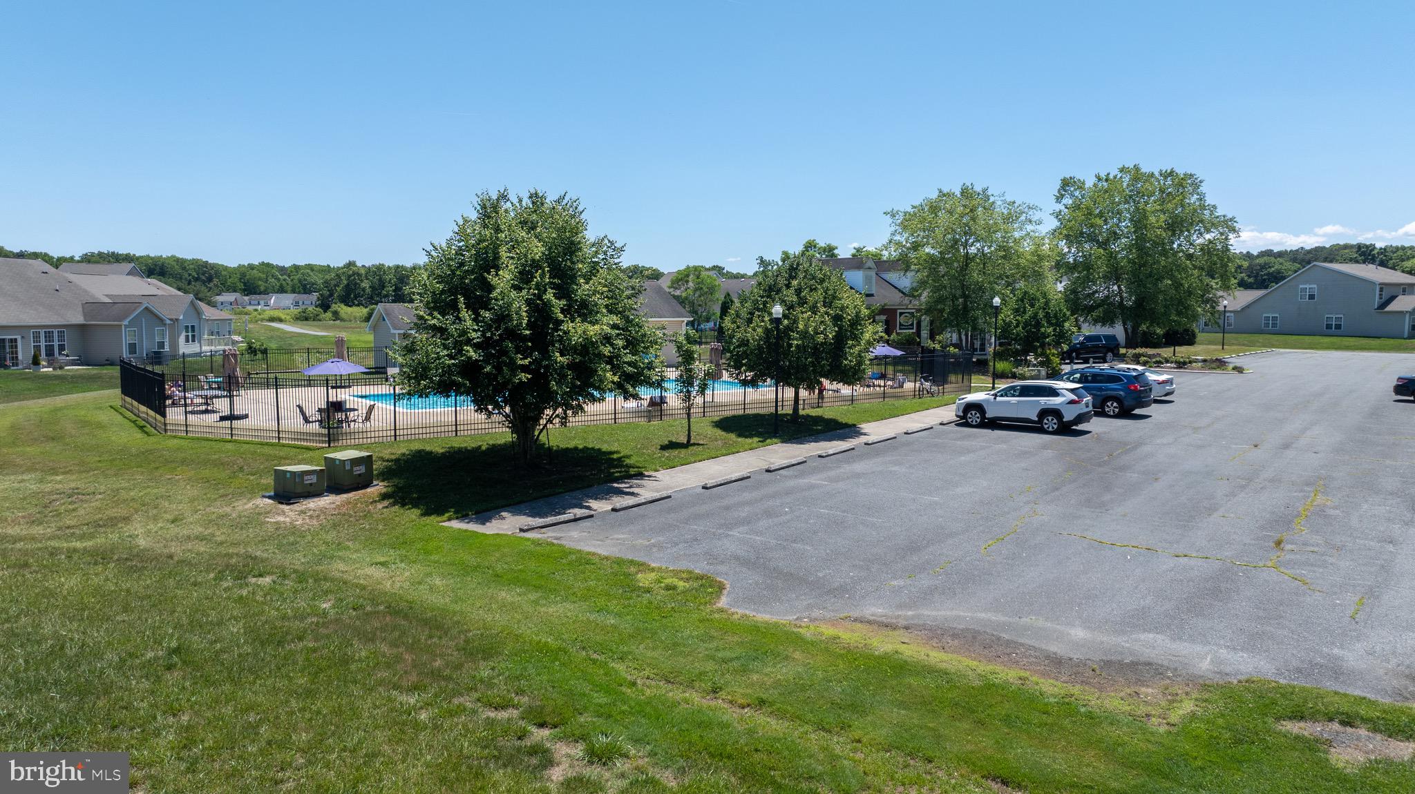 WOOD CREEK GOLF COMM - Residential