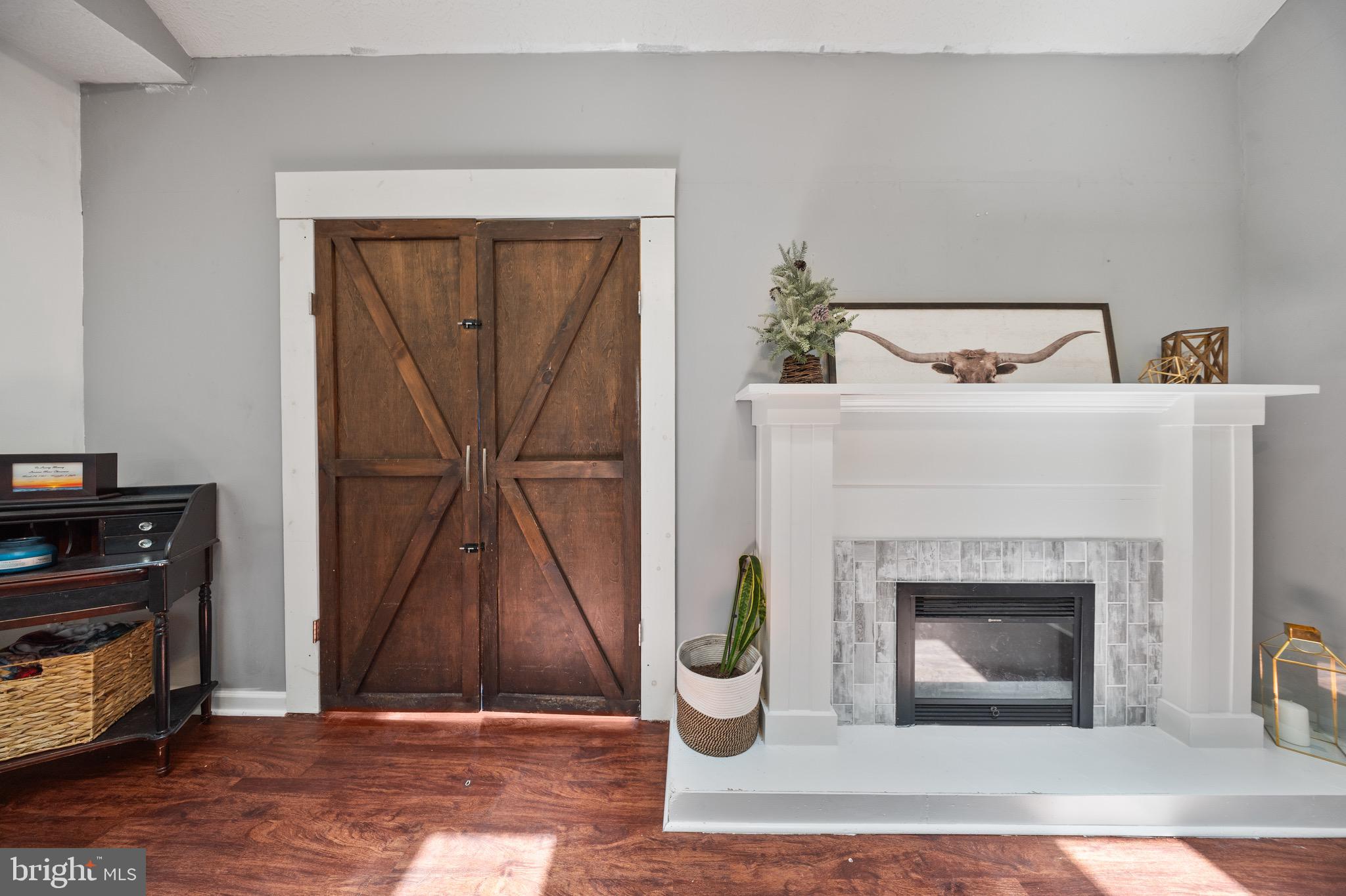 WOOD CREEK GOLF COMM - Residential