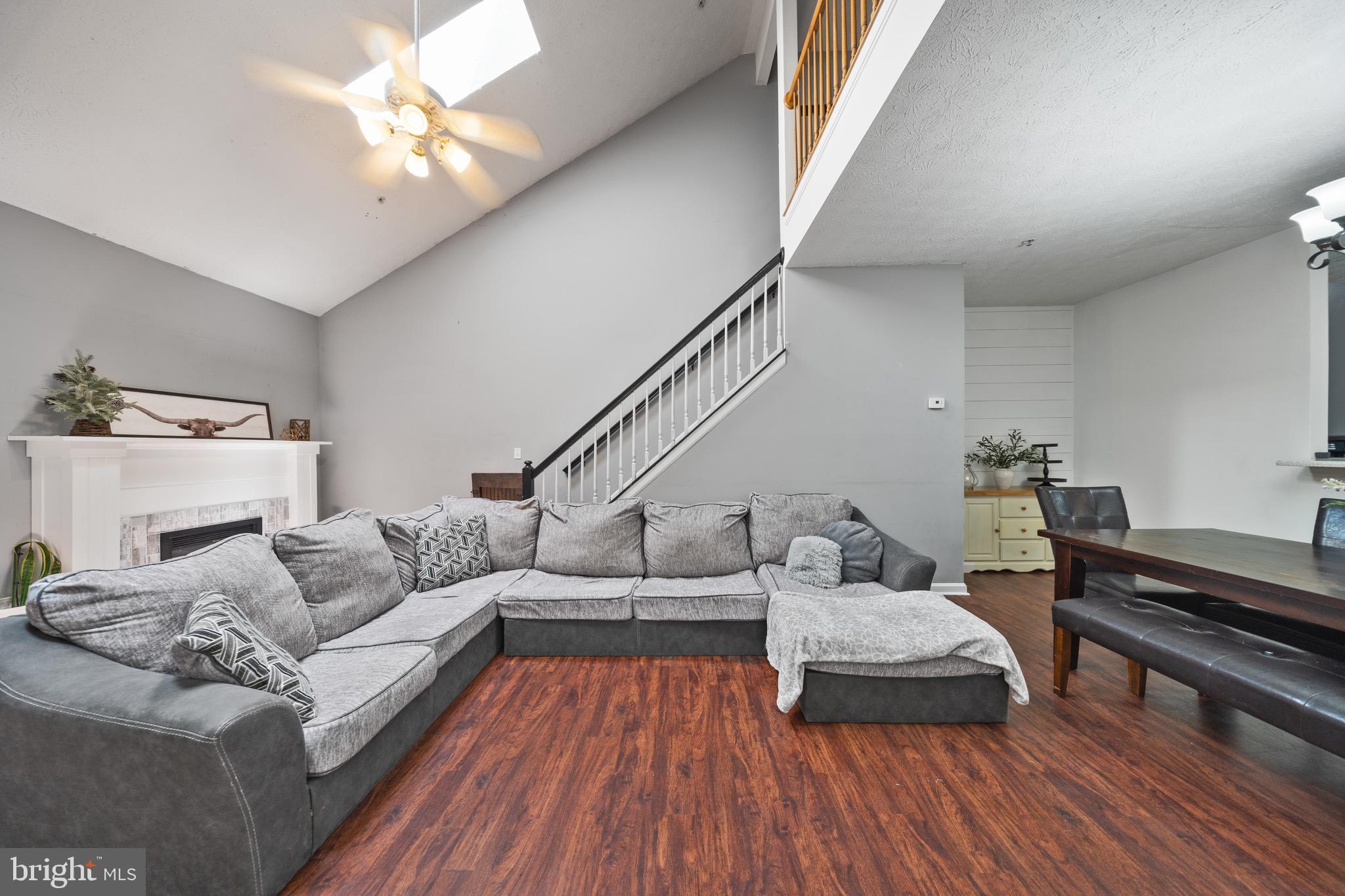 WOOD CREEK GOLF COMM - Residential
