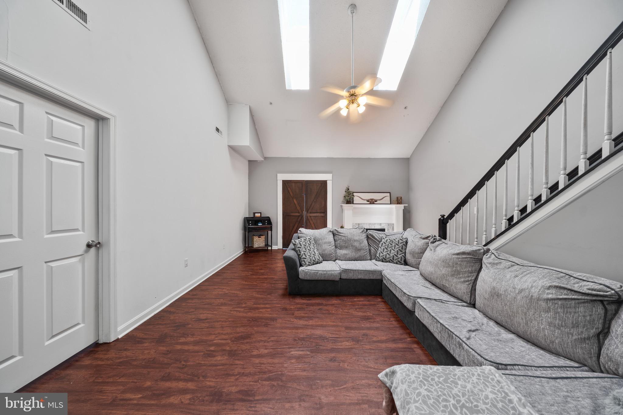 WOOD CREEK GOLF COMM - Residential