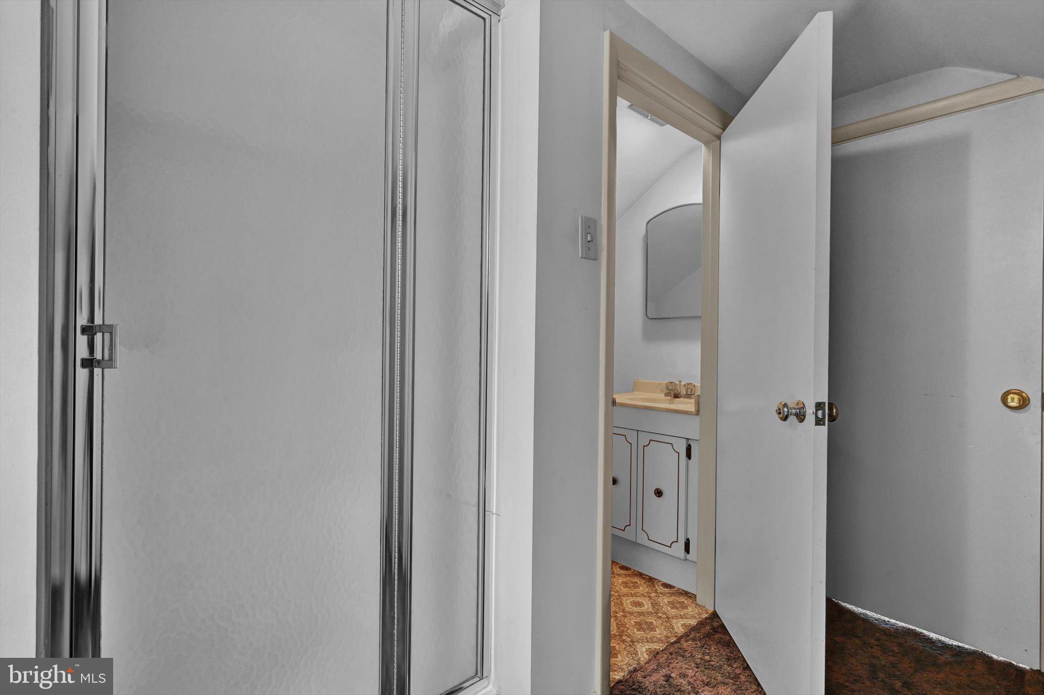 WILSHIRE - Residential