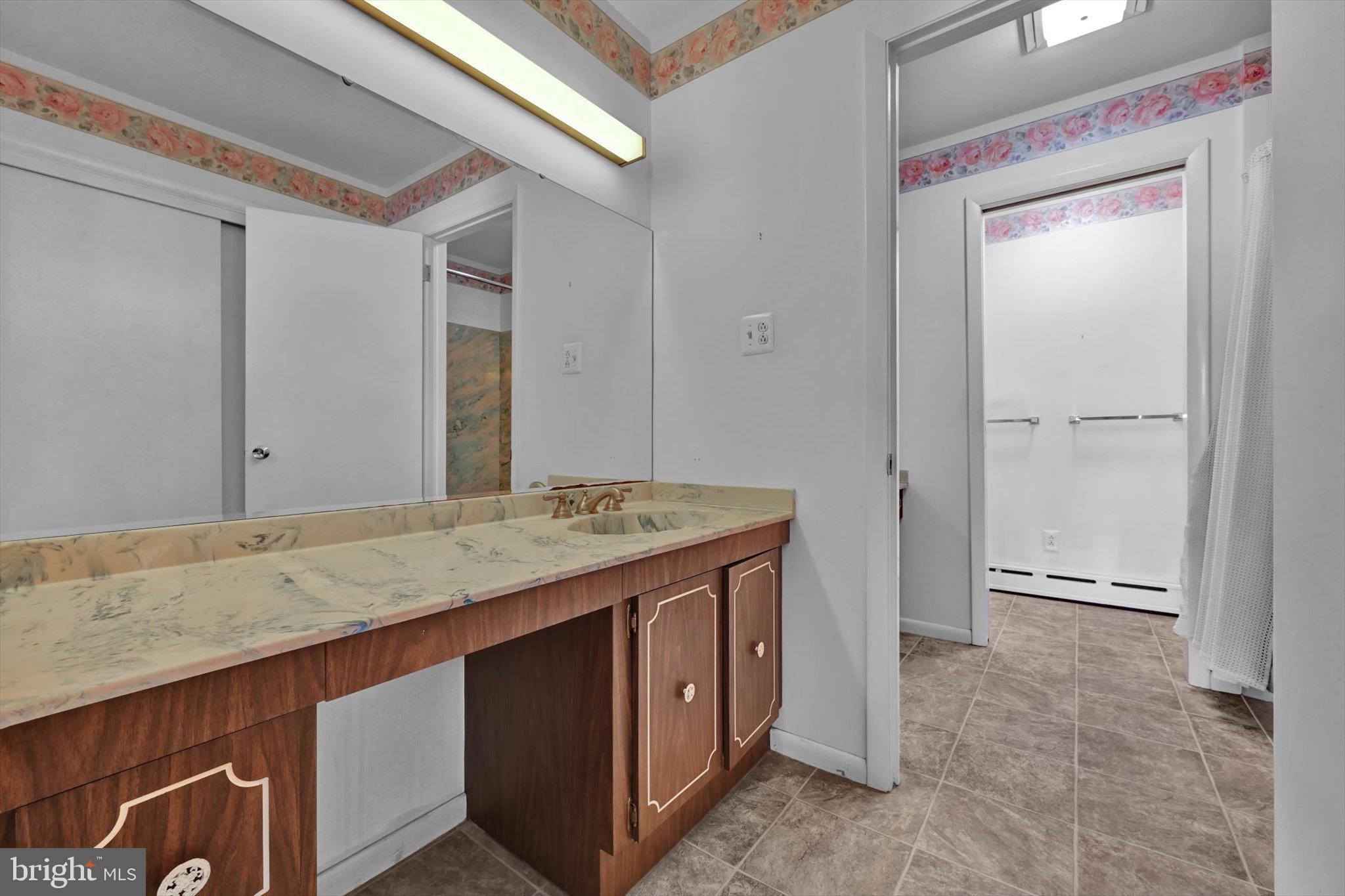 WILSHIRE - Residential
