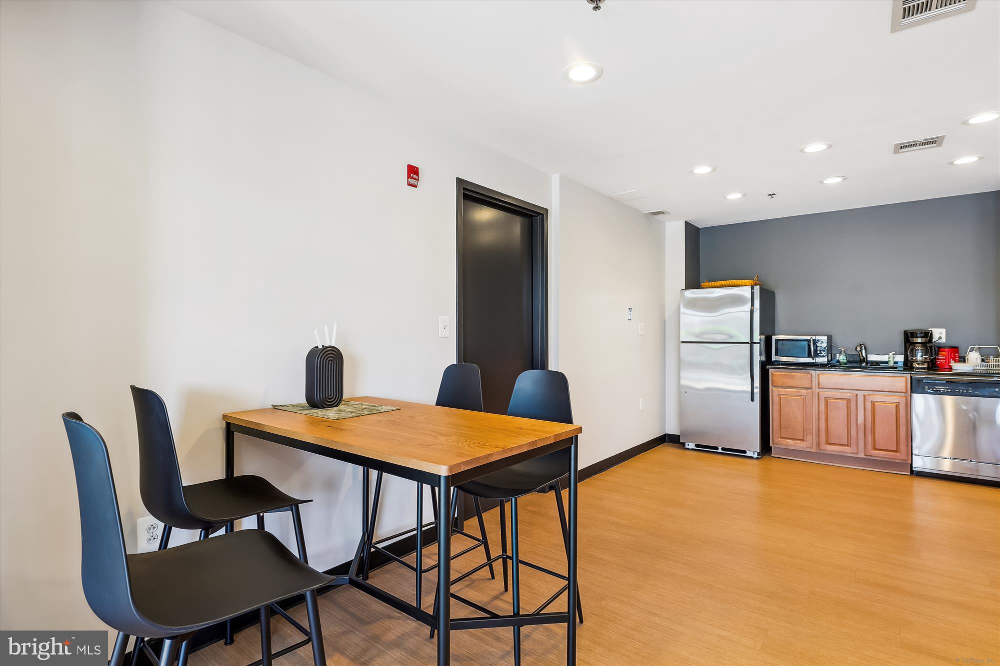 THE PRESTON - Residential Lease