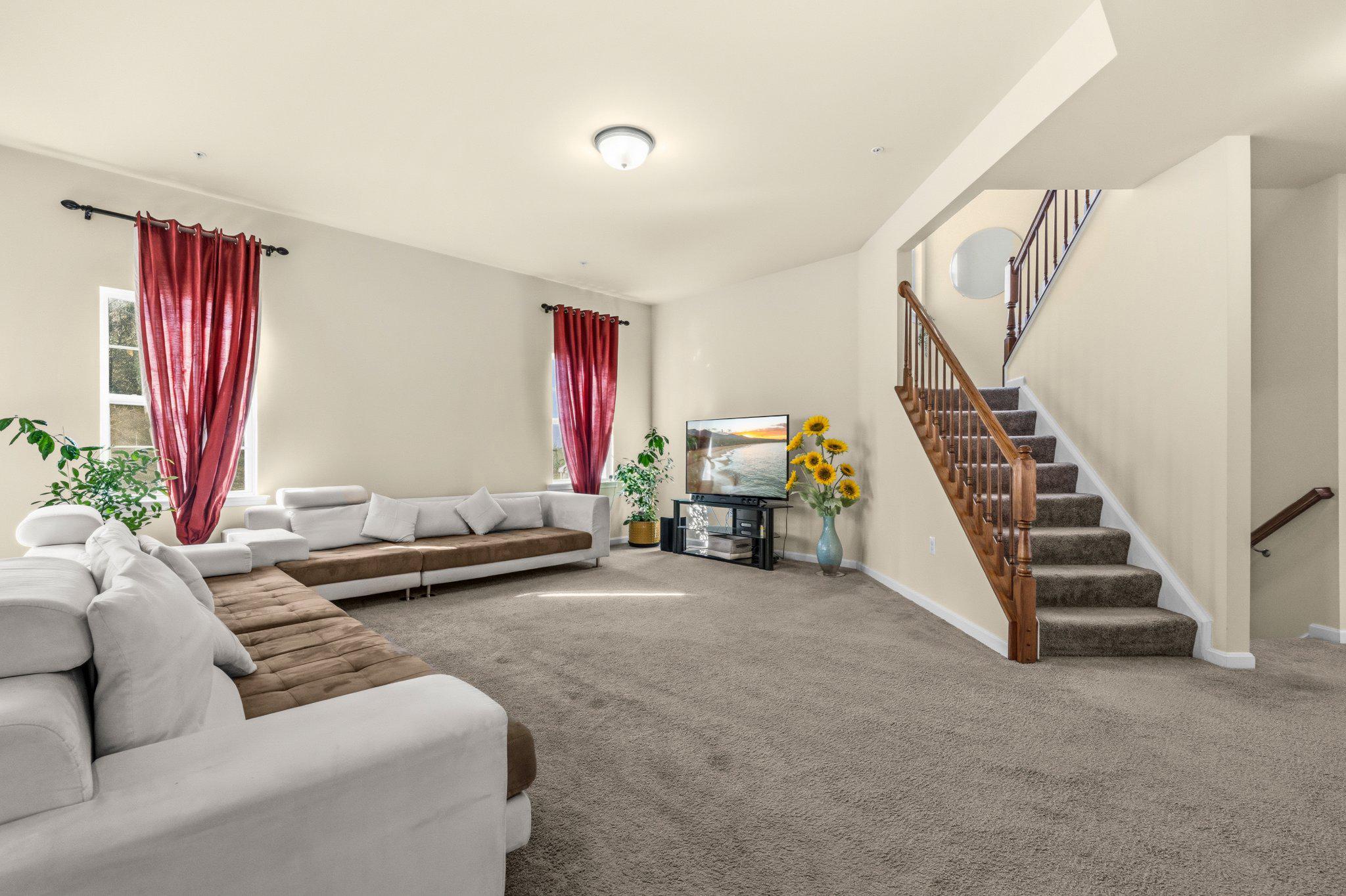 CLARK'S REST - Residential