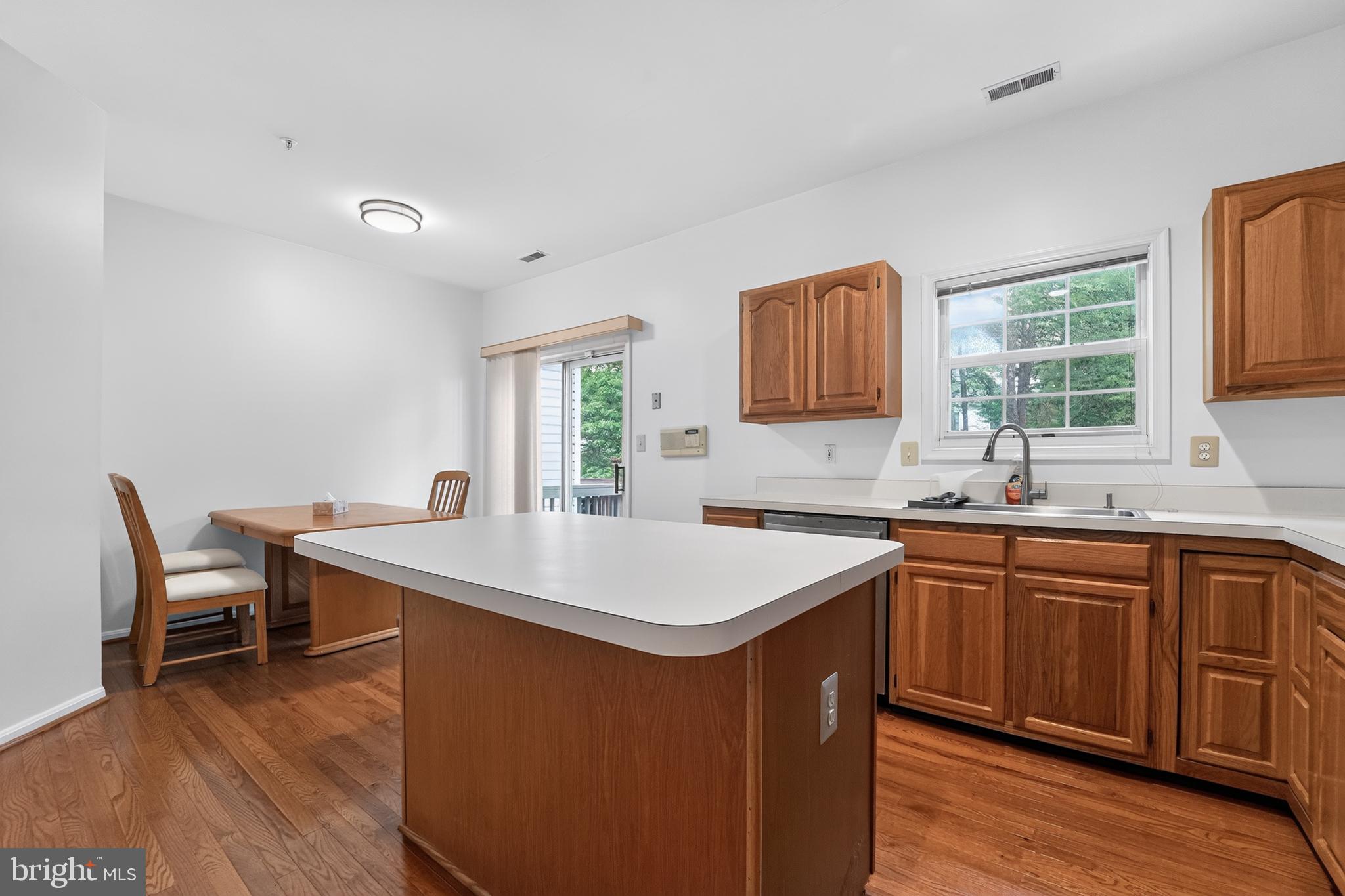 QUAIL RUN SOUTH - Residential