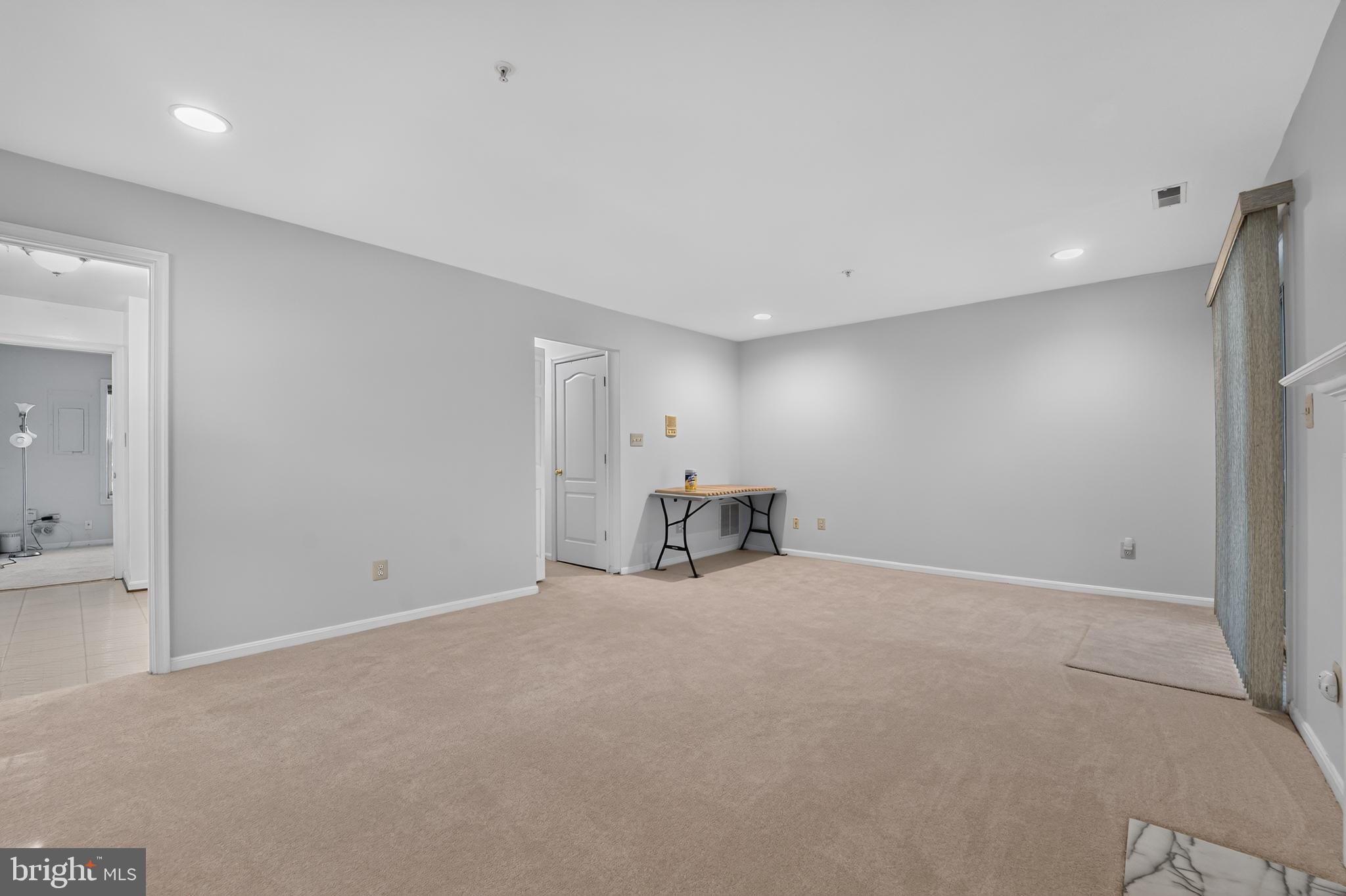 QUAIL RUN SOUTH - Residential