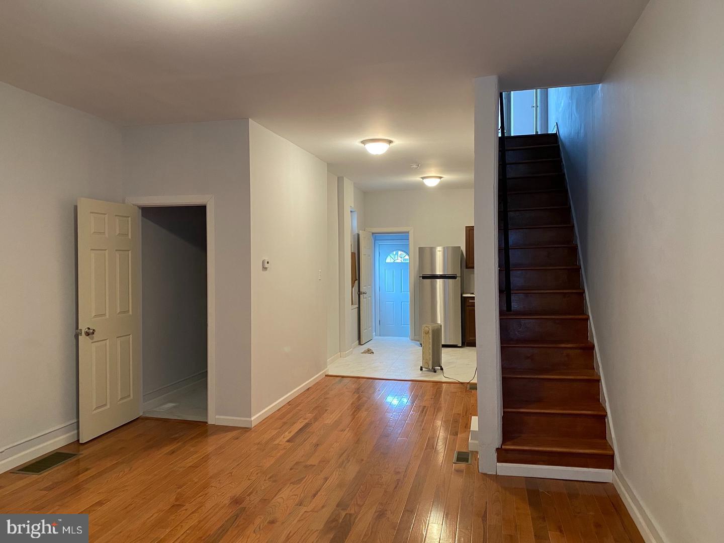 Recently renovated property conveniently located near public transportation and town west shopping plaza. This property features  3beds/1.5baths and central ac/heat with hardwood floors throughout. Side street offers plenty of street parking and close to all major highways. Property is tenant occupied.