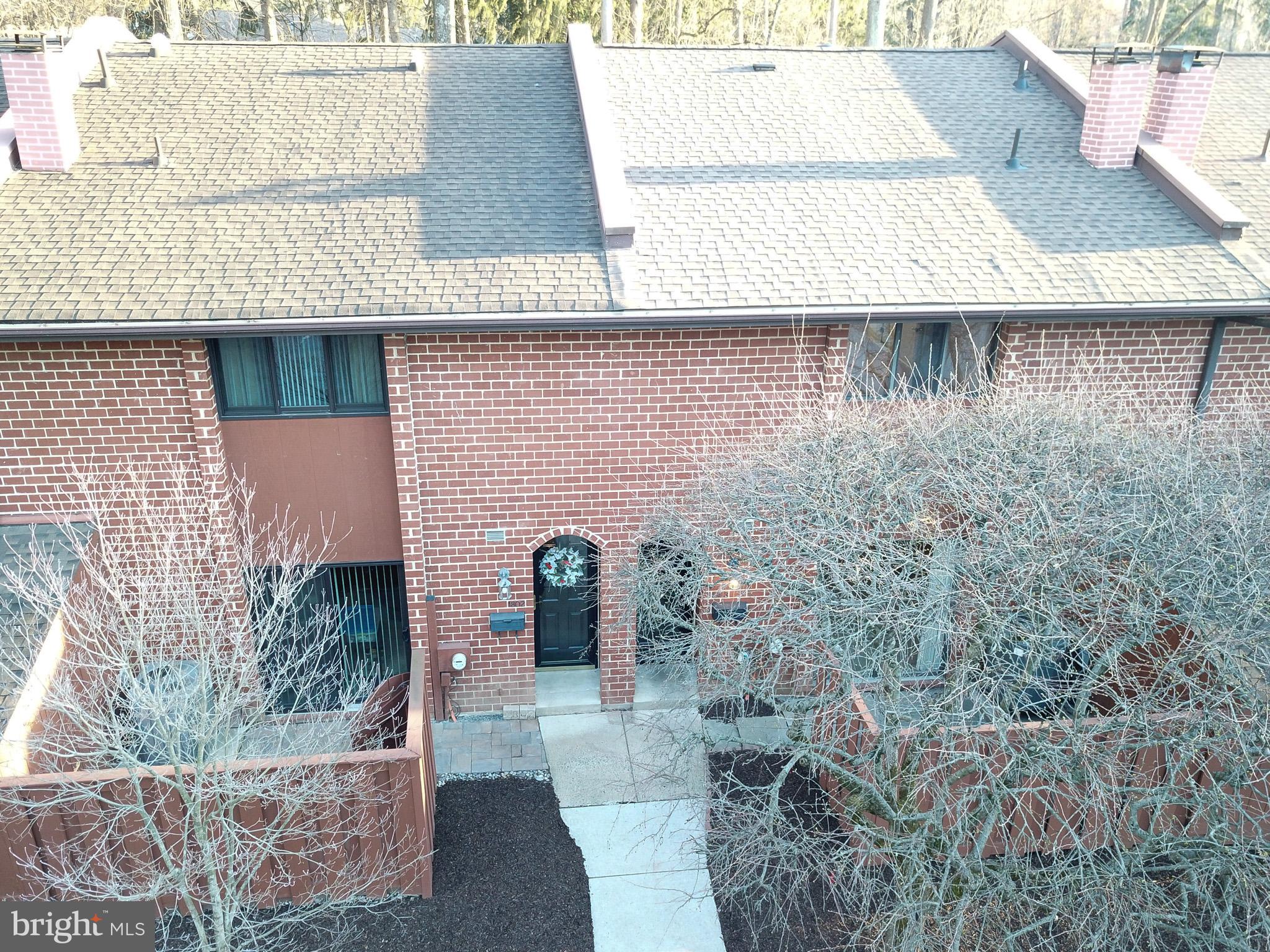 ASPENWOOD - Residential