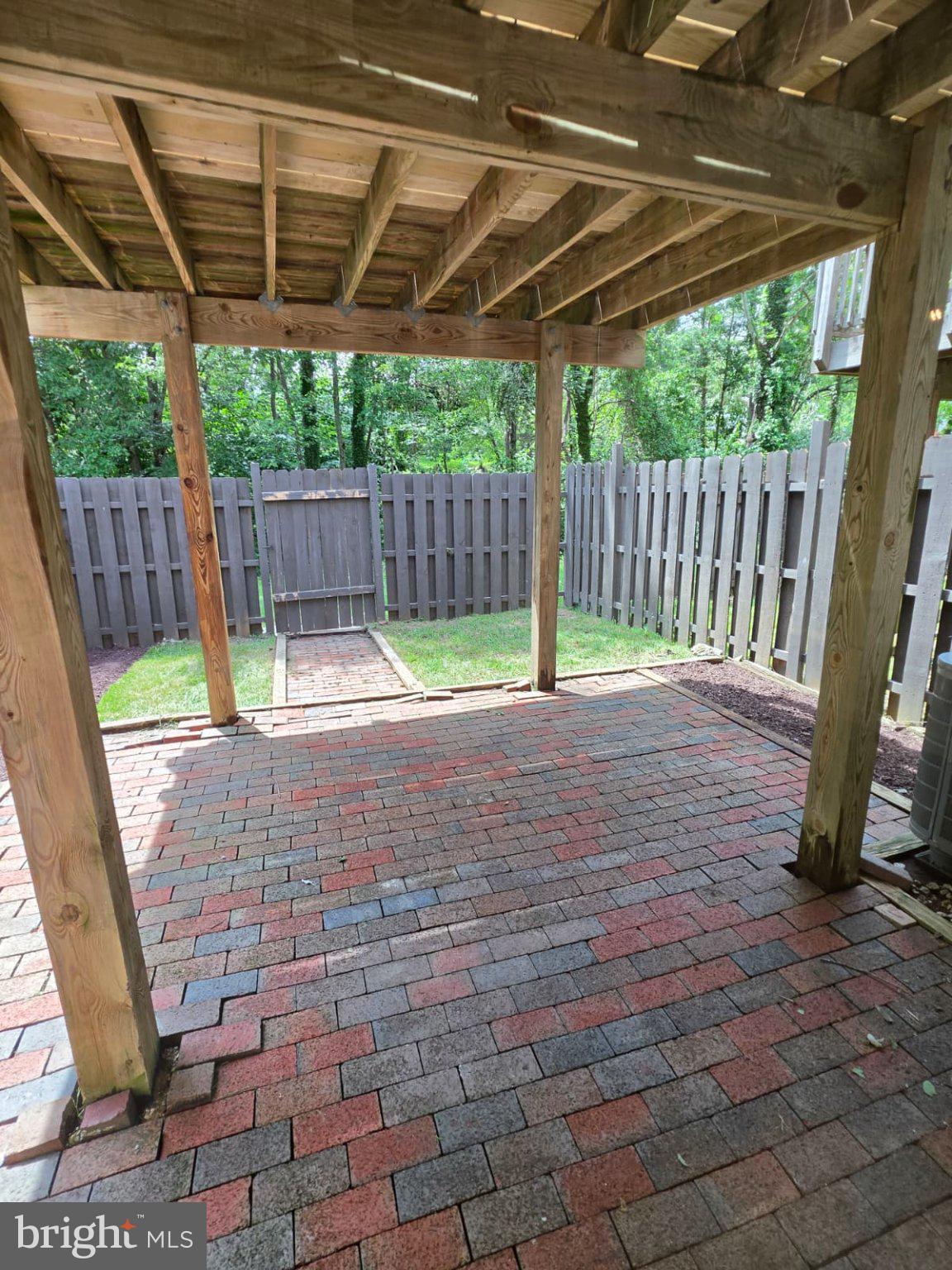GREENFIELD FARM - Residential