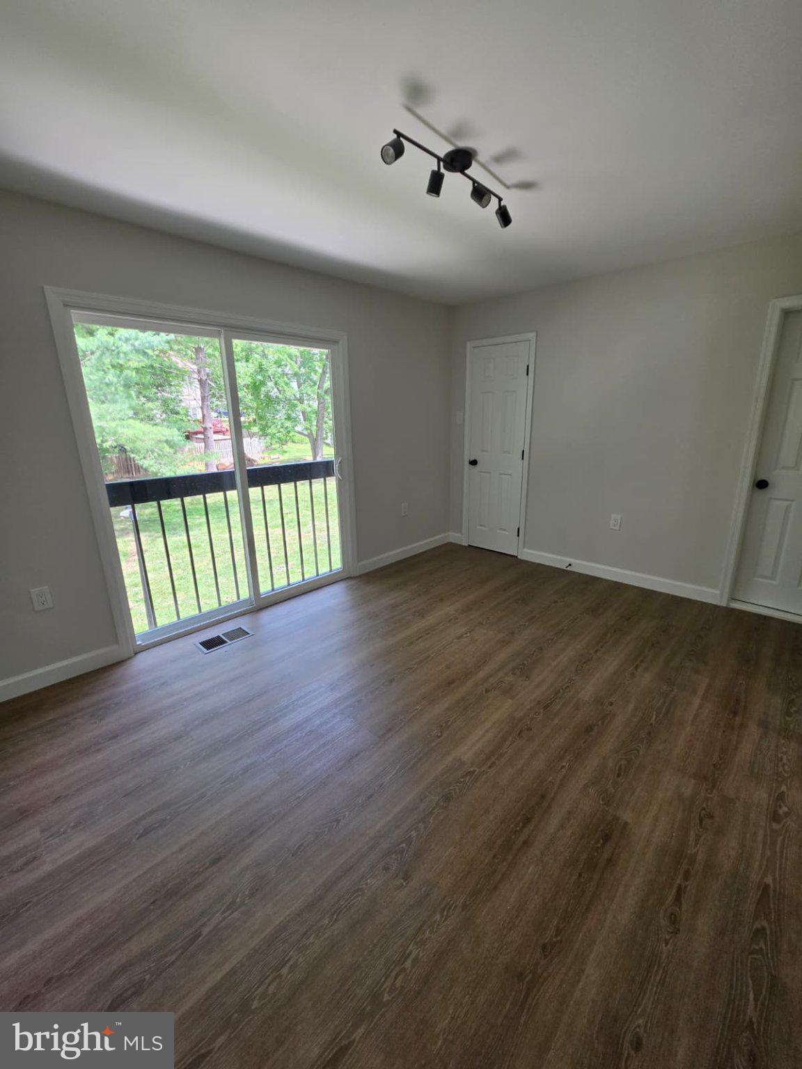 GREENFIELD FARM - Residential