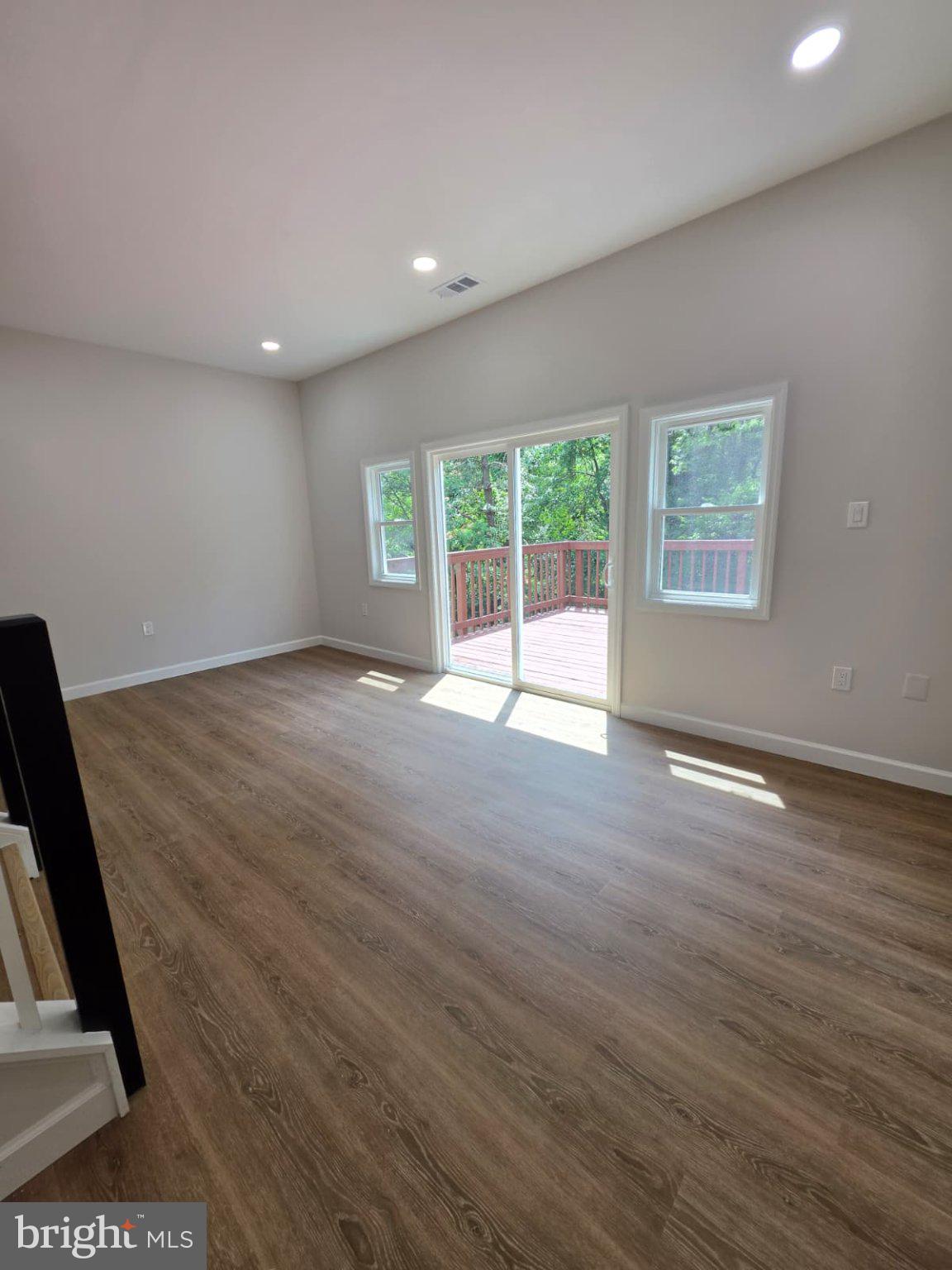 GREENFIELD FARM - Residential