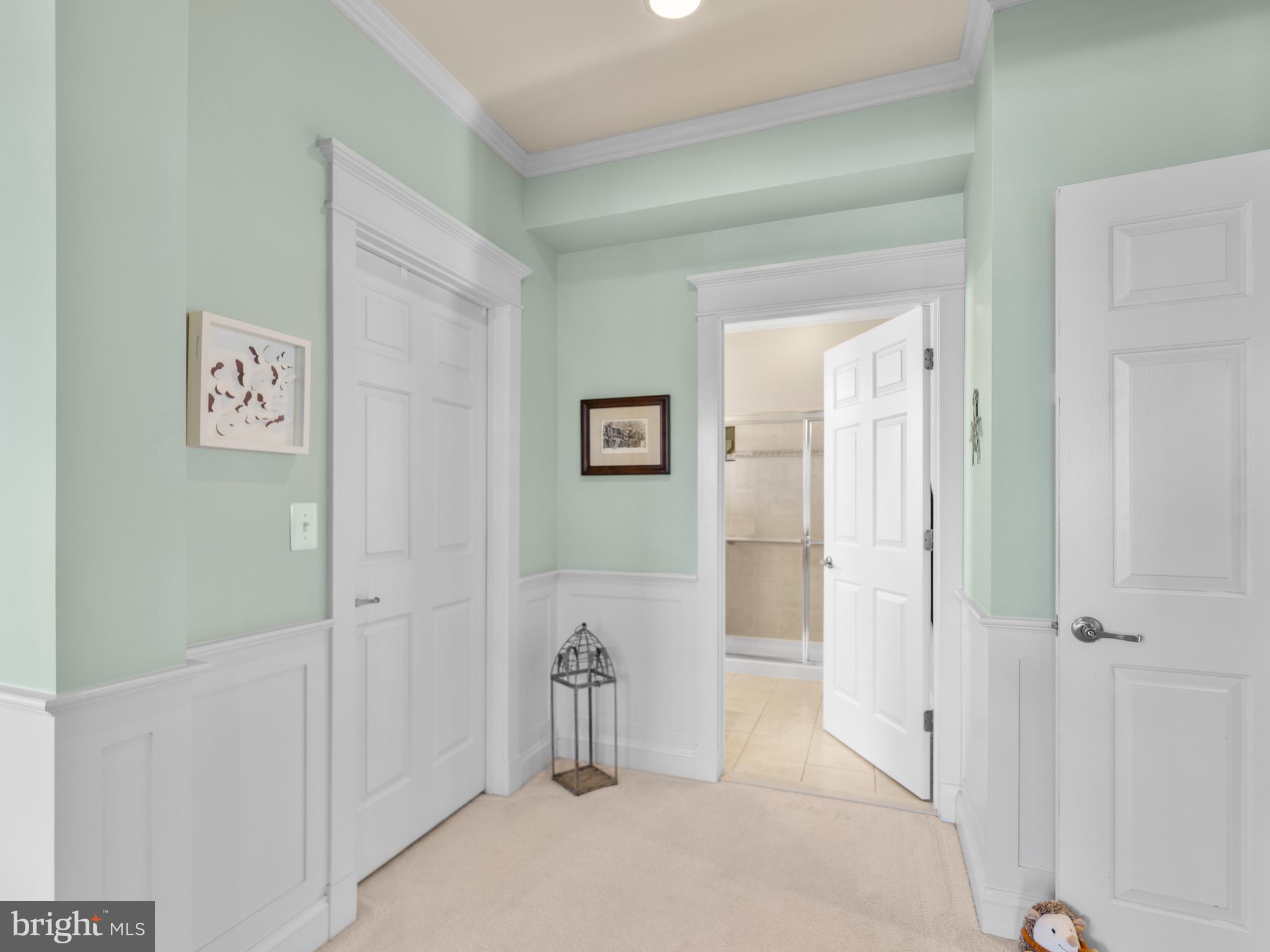 LONGBOAT ESTATES - Residential Lease