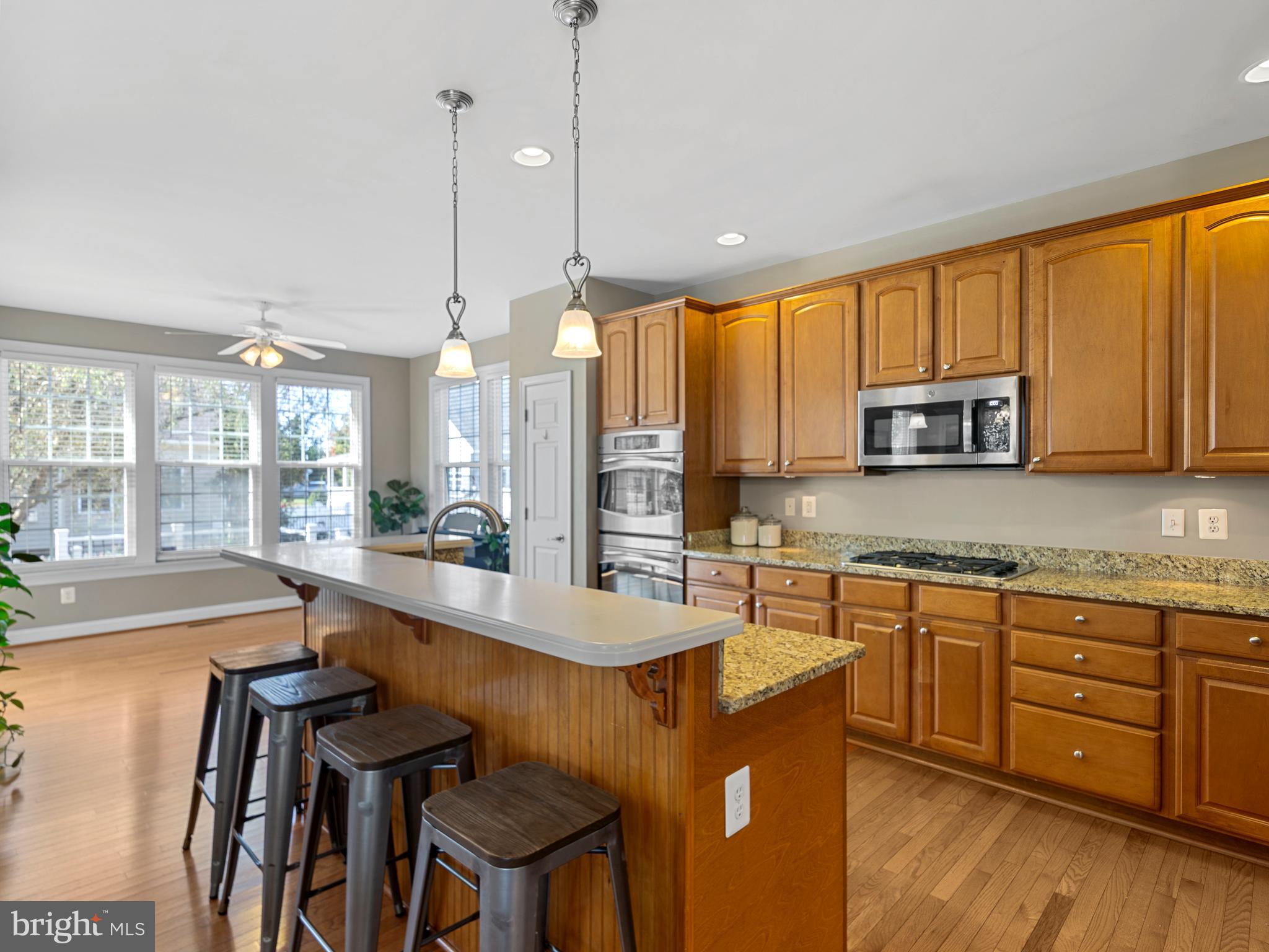 LONGBOAT ESTATES - Residential Lease