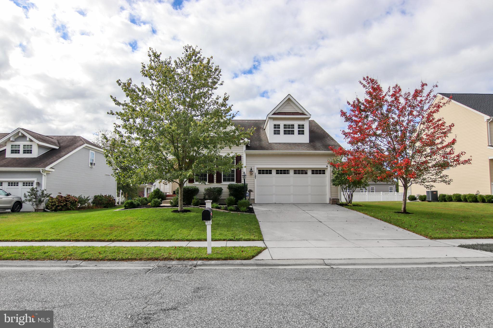 LONGBOAT ESTATES - Residential Lease