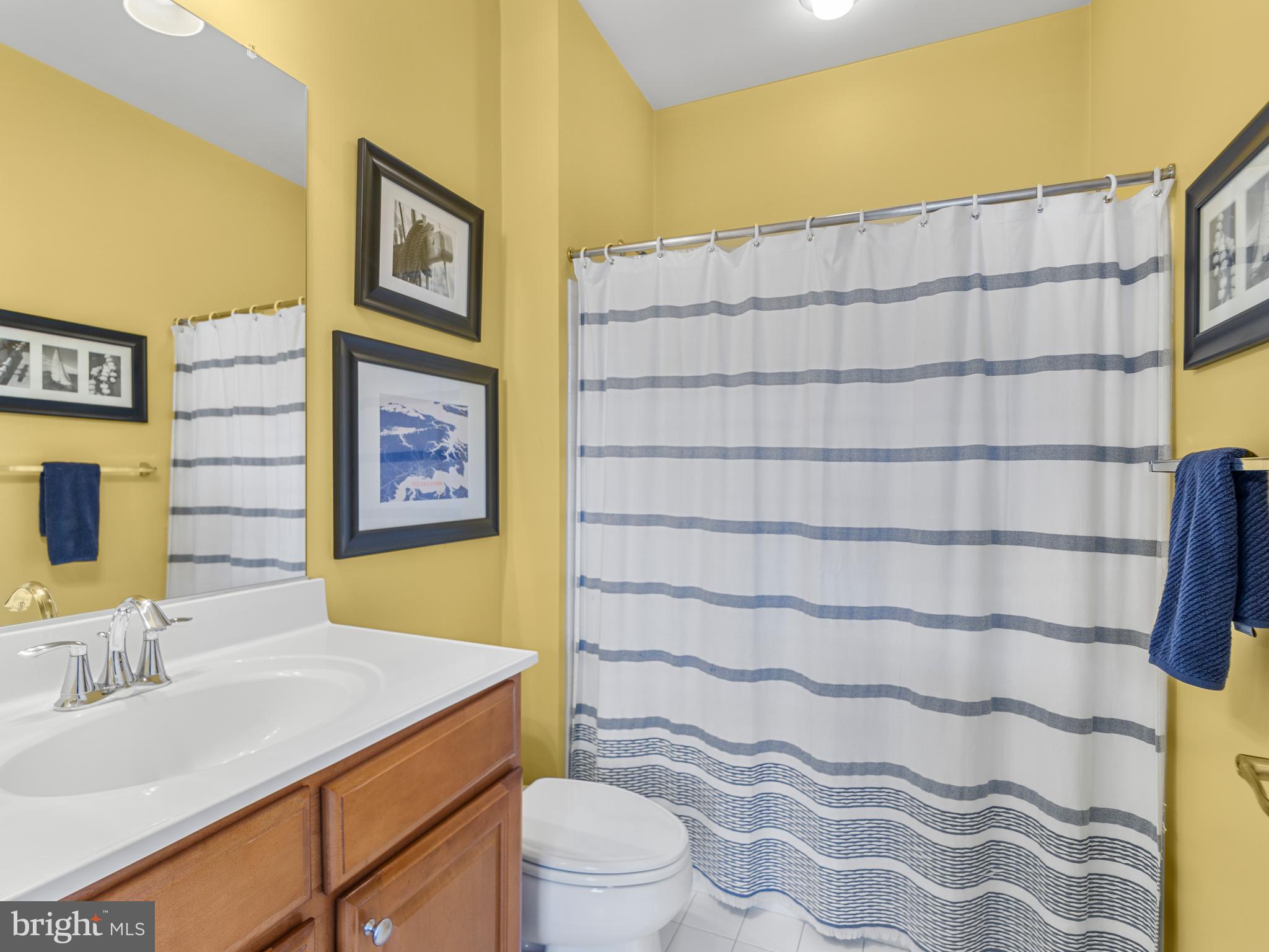 LONGBOAT ESTATES - Residential Lease