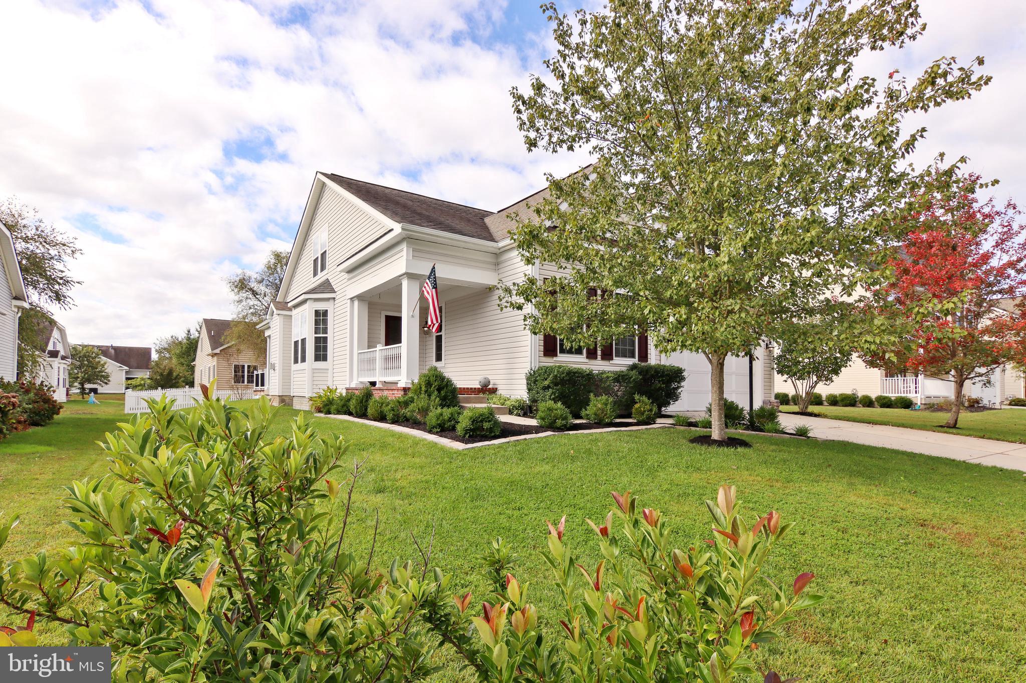 LONGBOAT ESTATES - Residential Lease