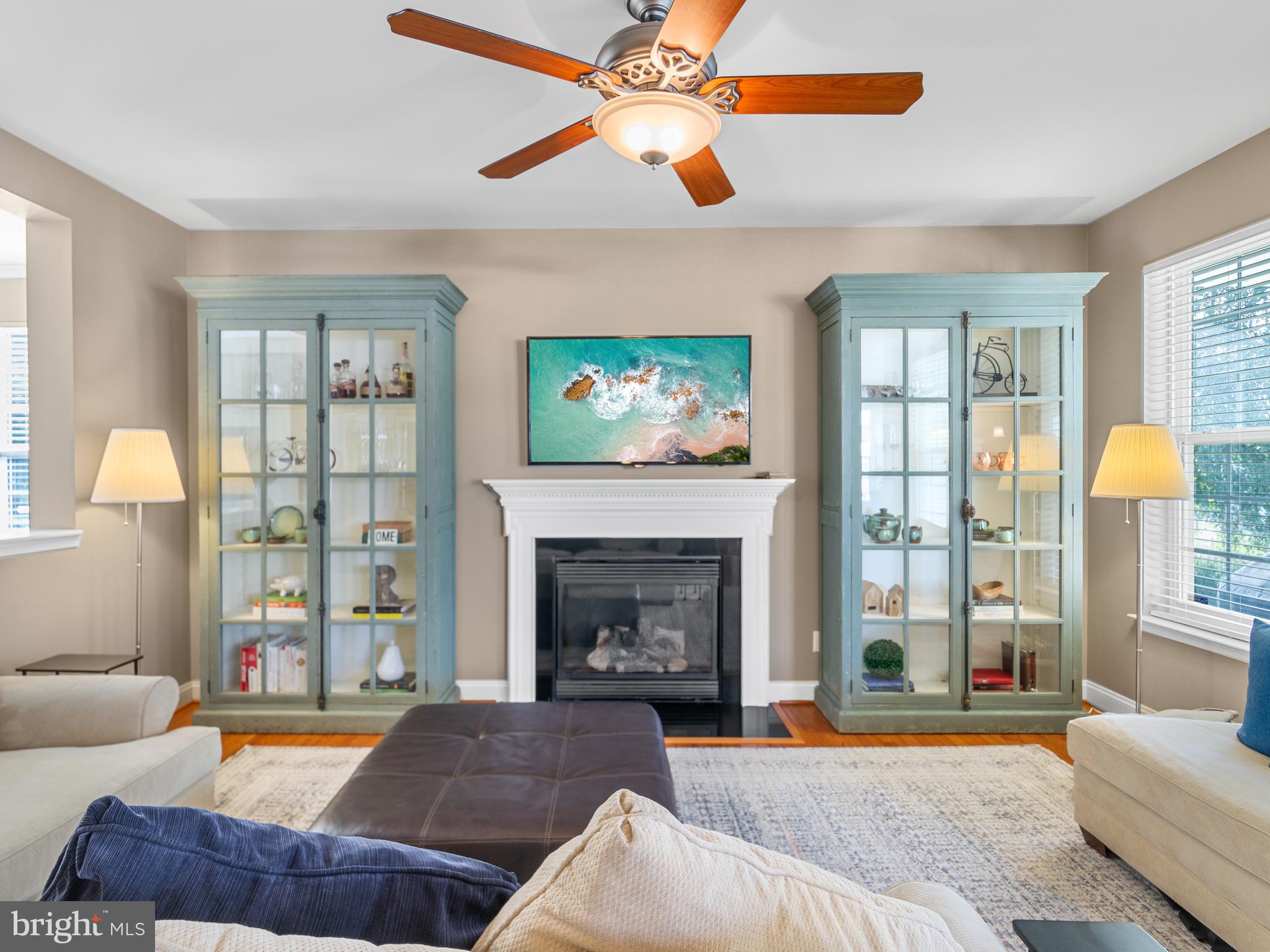 LONGBOAT ESTATES - Residential Lease