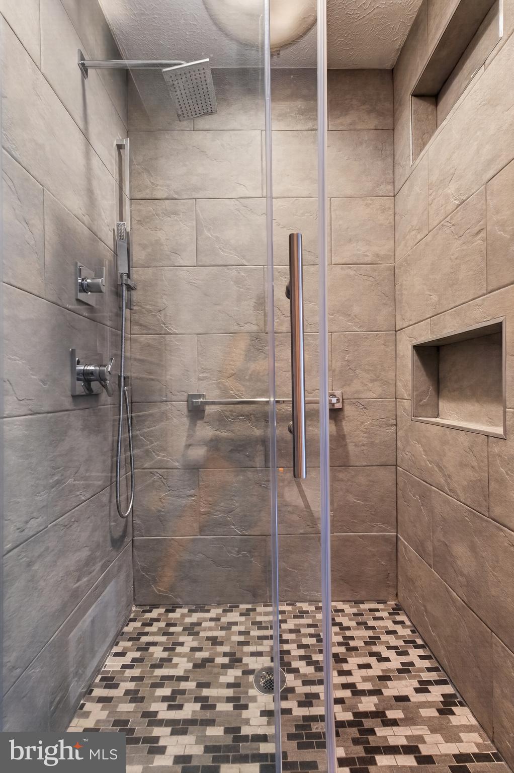 GREENSPRING EAST - Residential