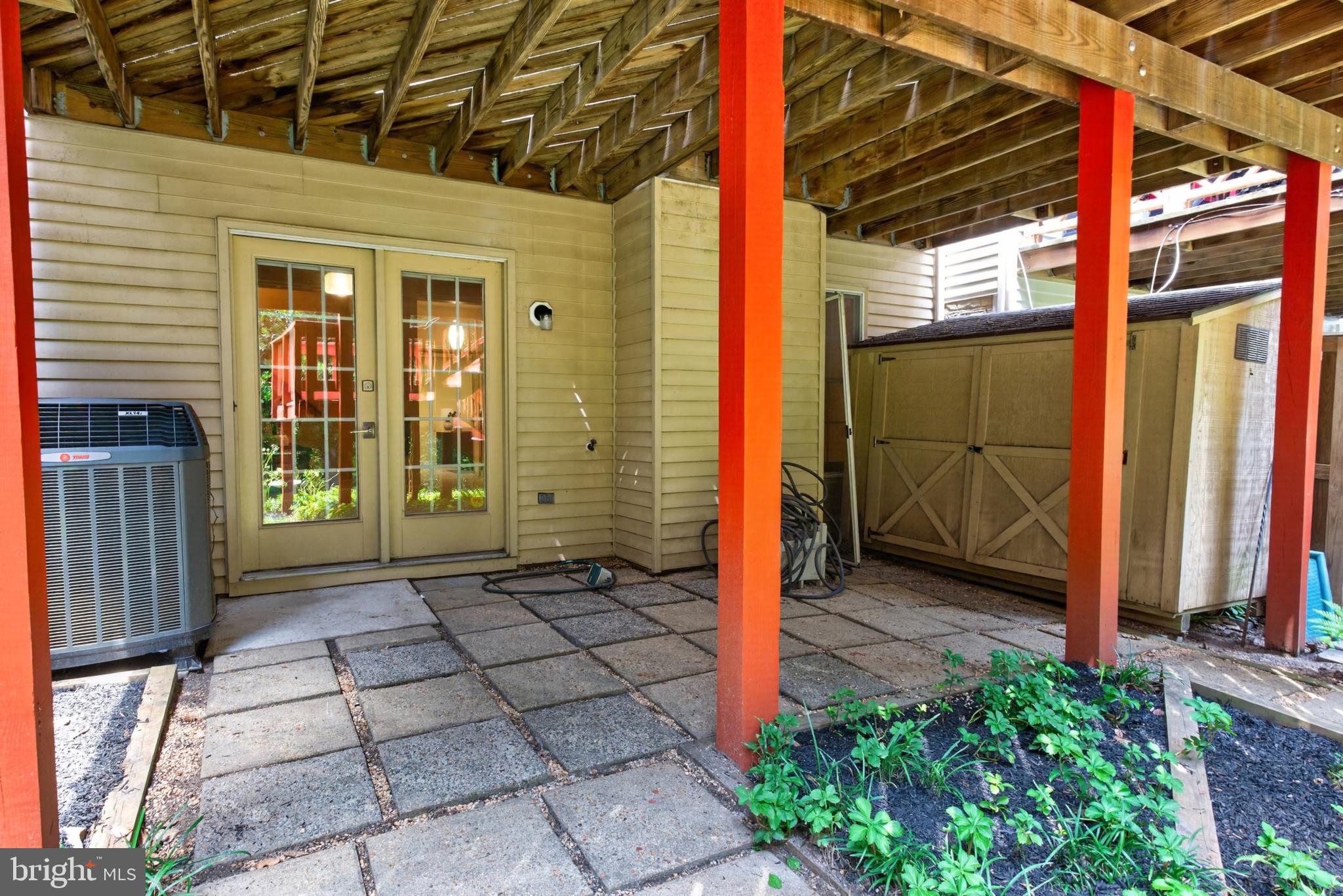 GREENSPRING EAST - Residential