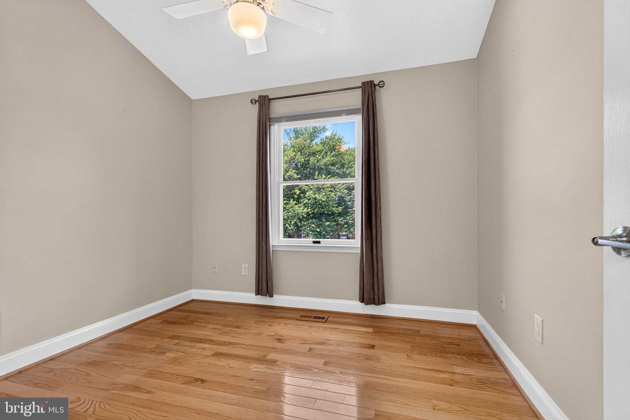 GREENSPRING EAST - Residential