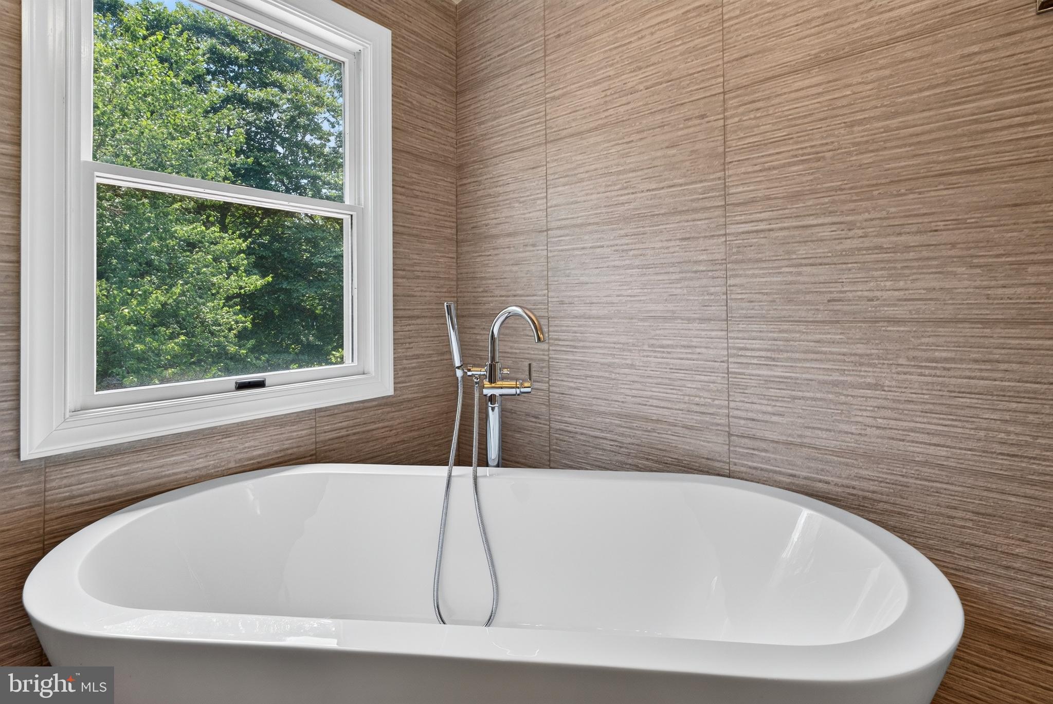GREENSPRING EAST - Residential